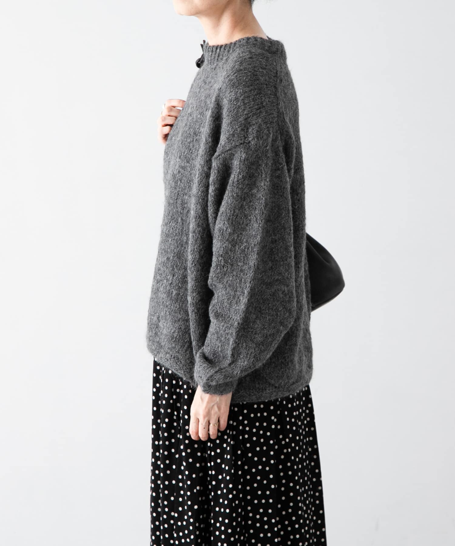 DARK GRAY