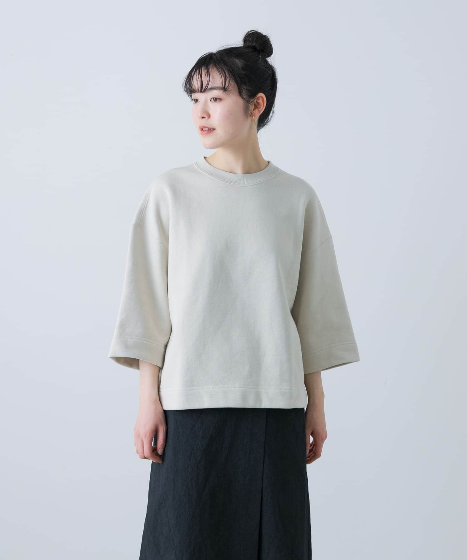 L.BEIGE