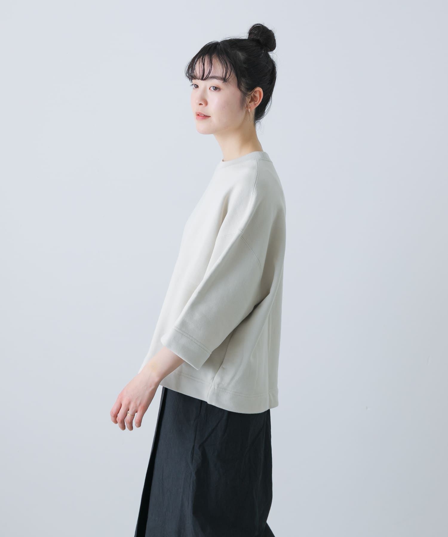 L.BEIGE