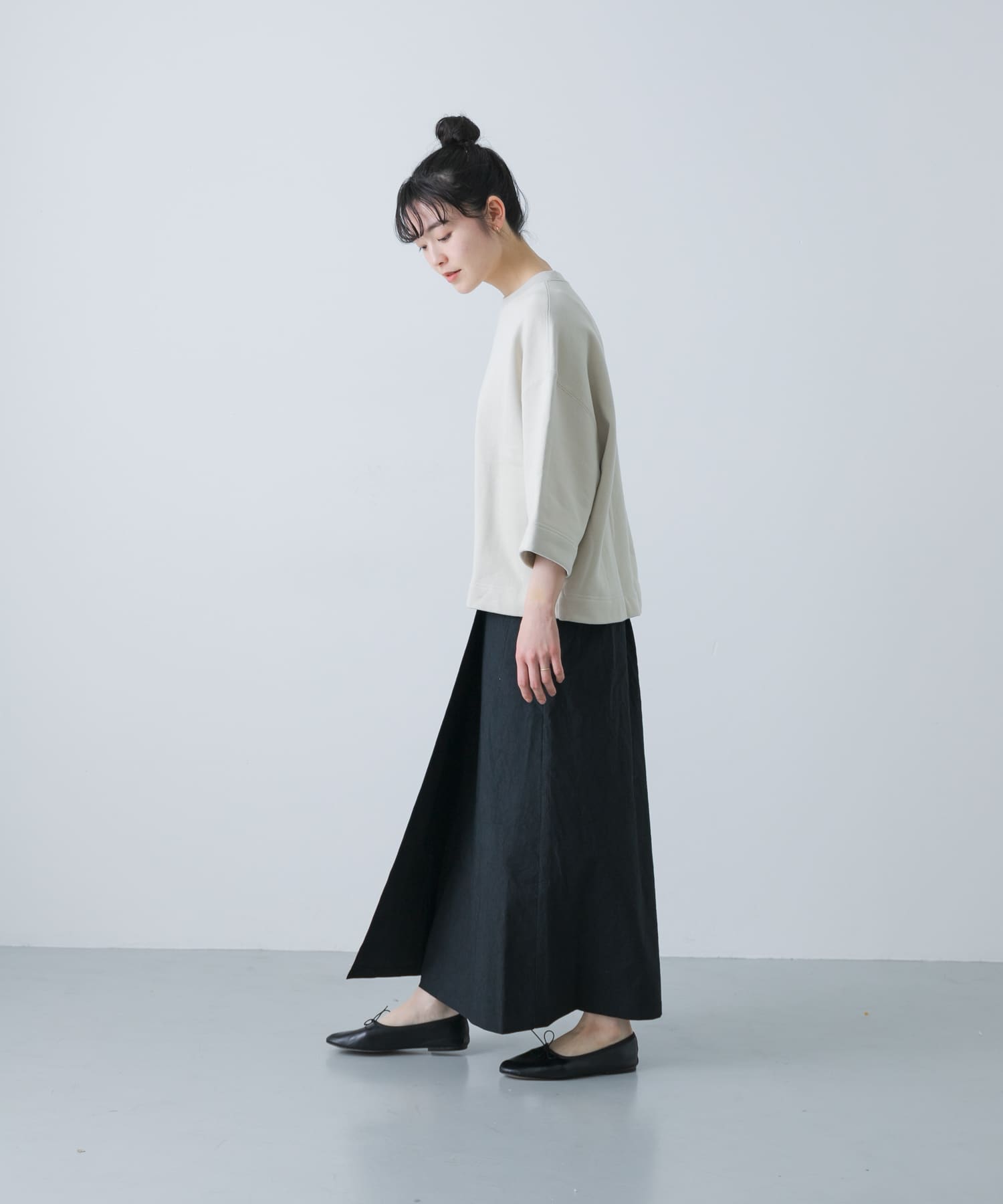 L.BEIGE