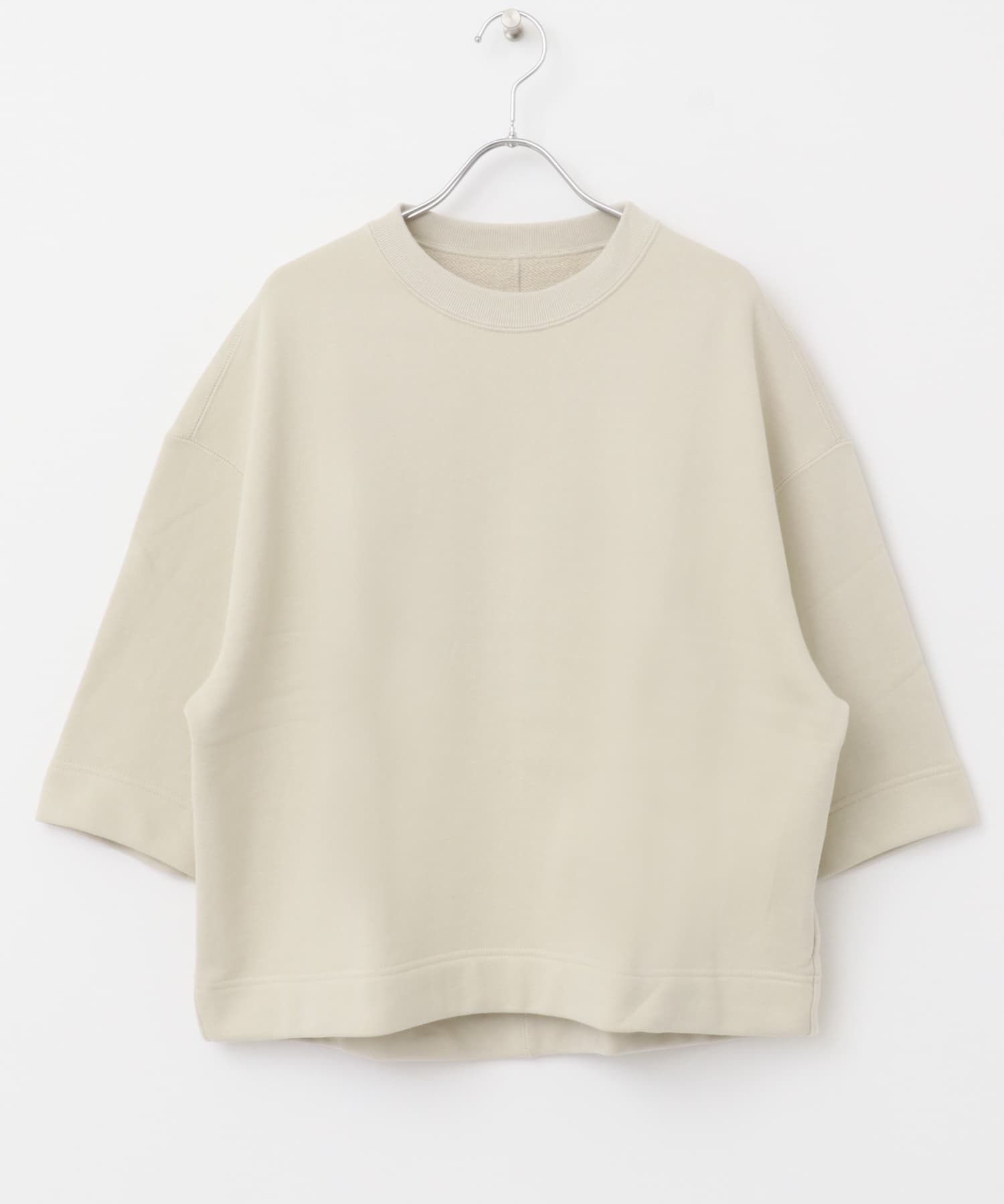 L.BEIGE