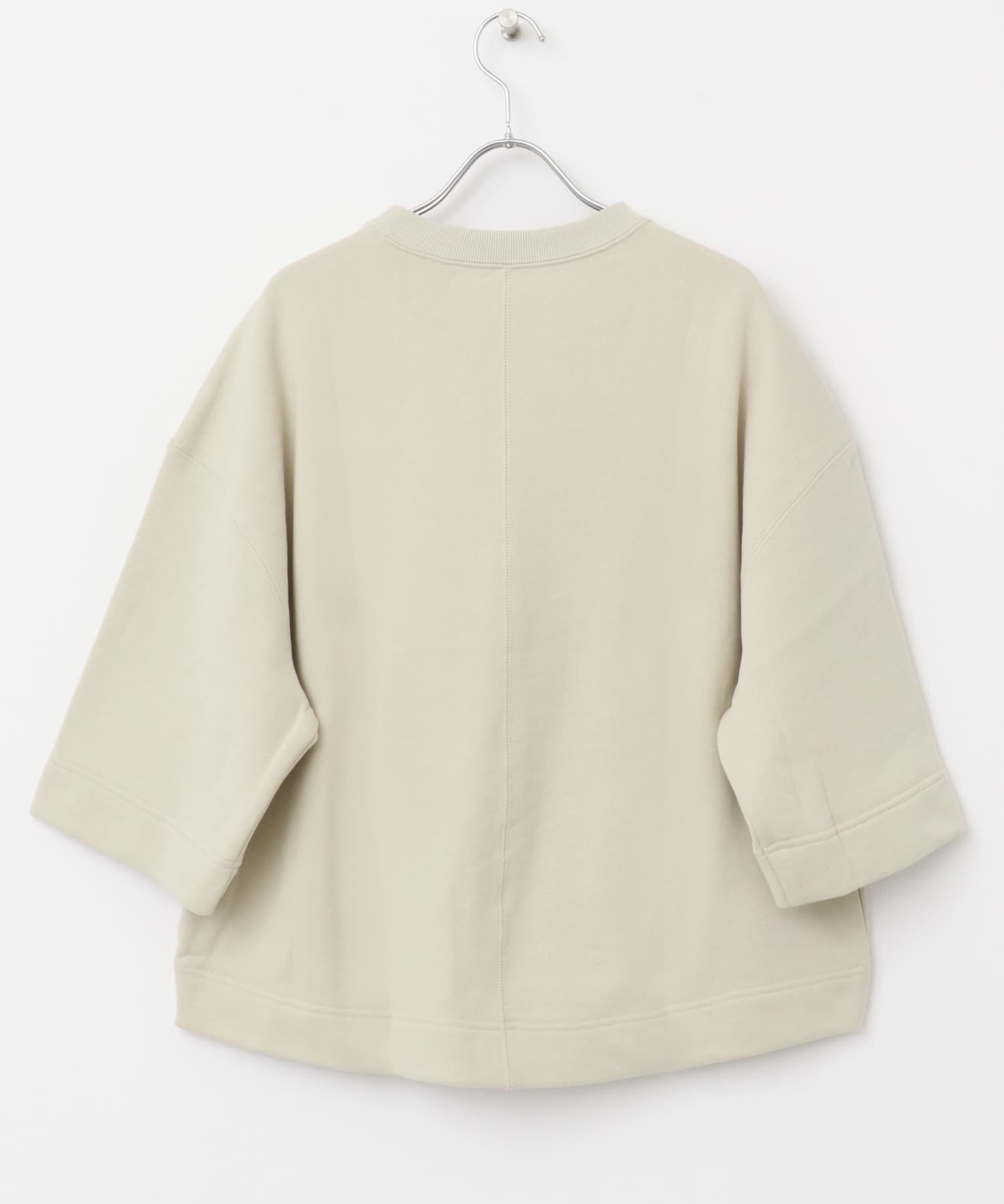 L.BEIGE