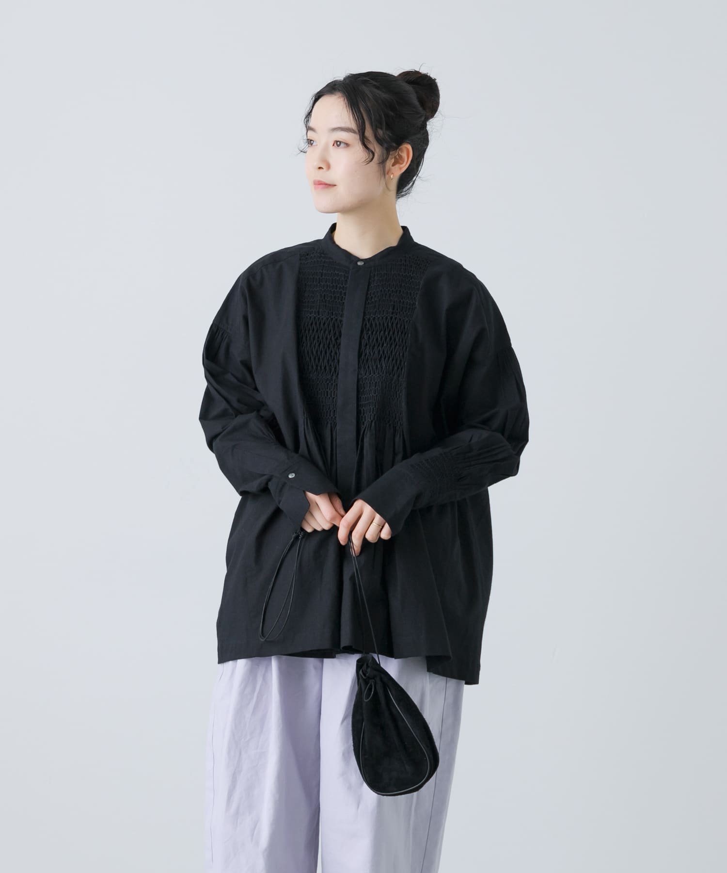 コットンスモッキングブラウス(FREE BLACK): トップス｜URBAN RESEARCH