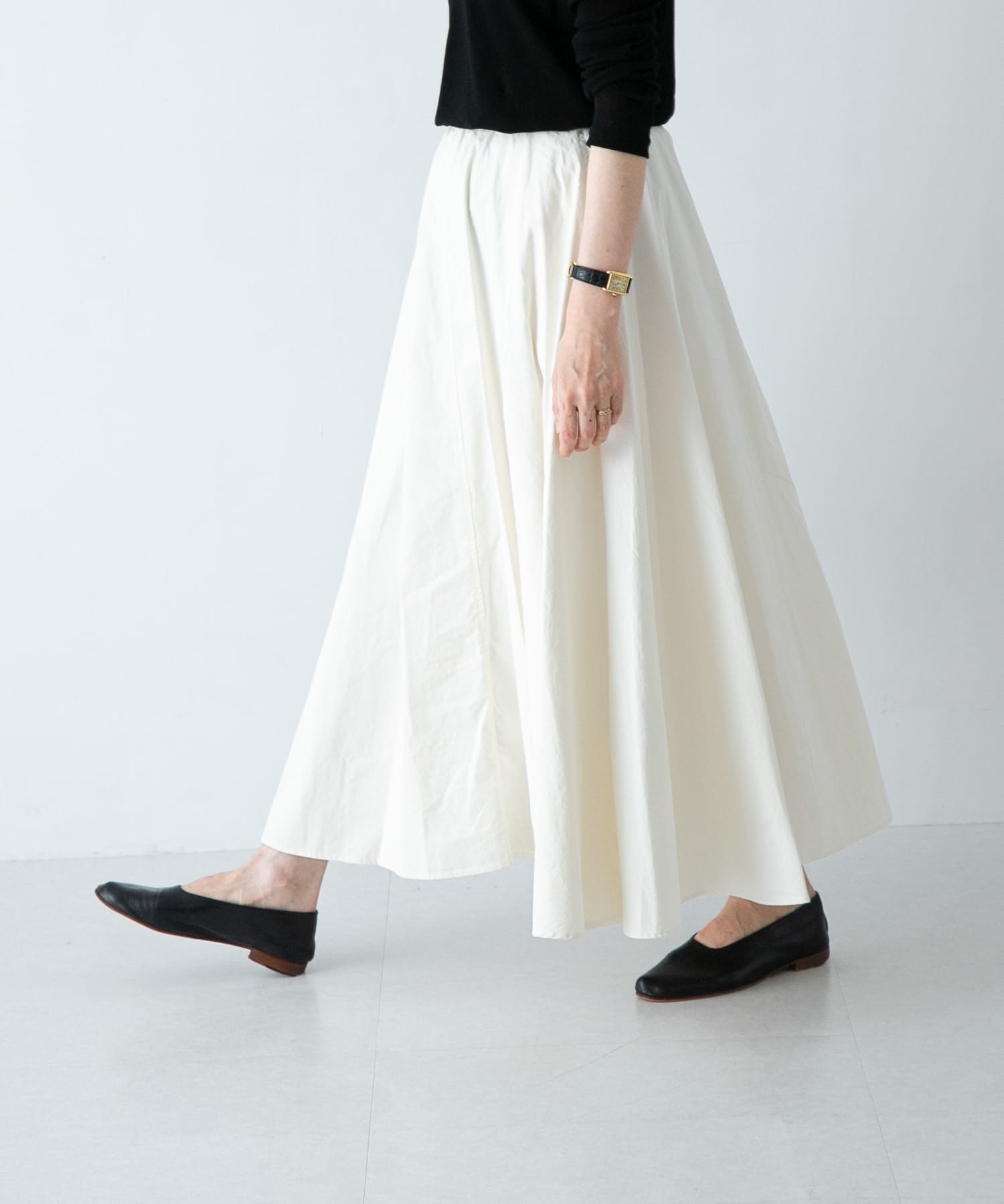 新品タグ付◆ かぐれ コットンフレアスカート　アーバンリサーチ　DOORS コットンフレアスカート(FREE BLACK): スカート｜URBAN RESEARCH