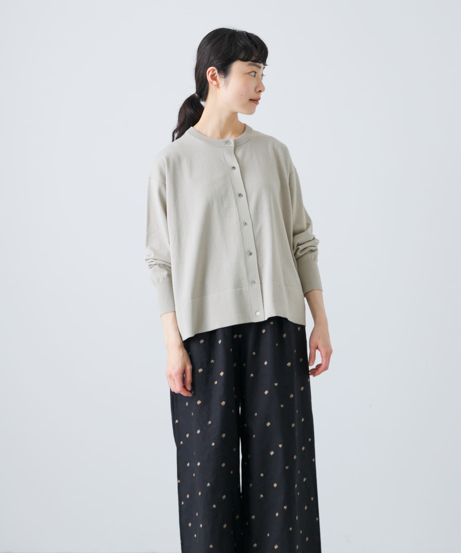 ハイゲージコットンクルーネックカーディガン