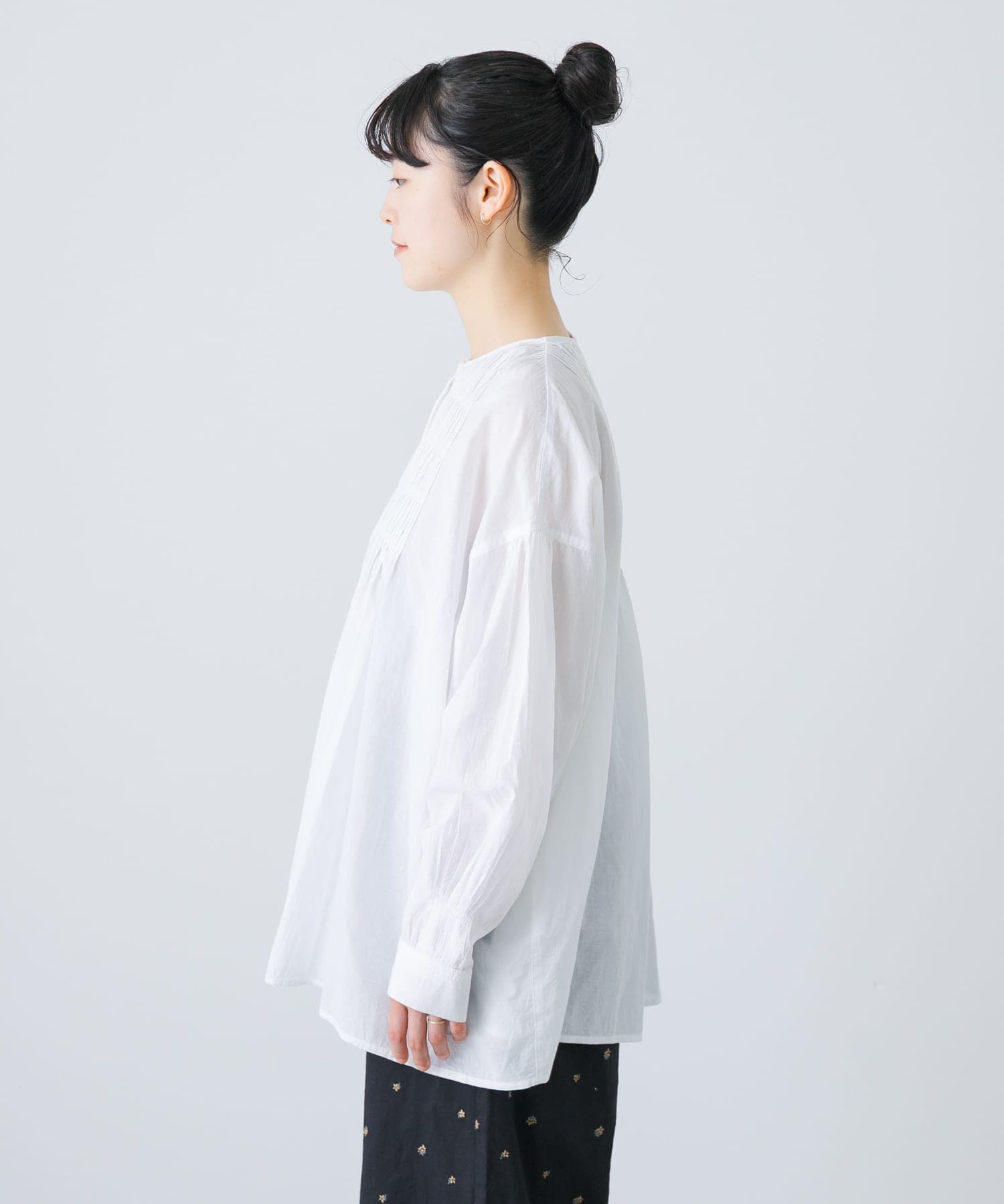 コットンピンタックブラウス OFF FREE