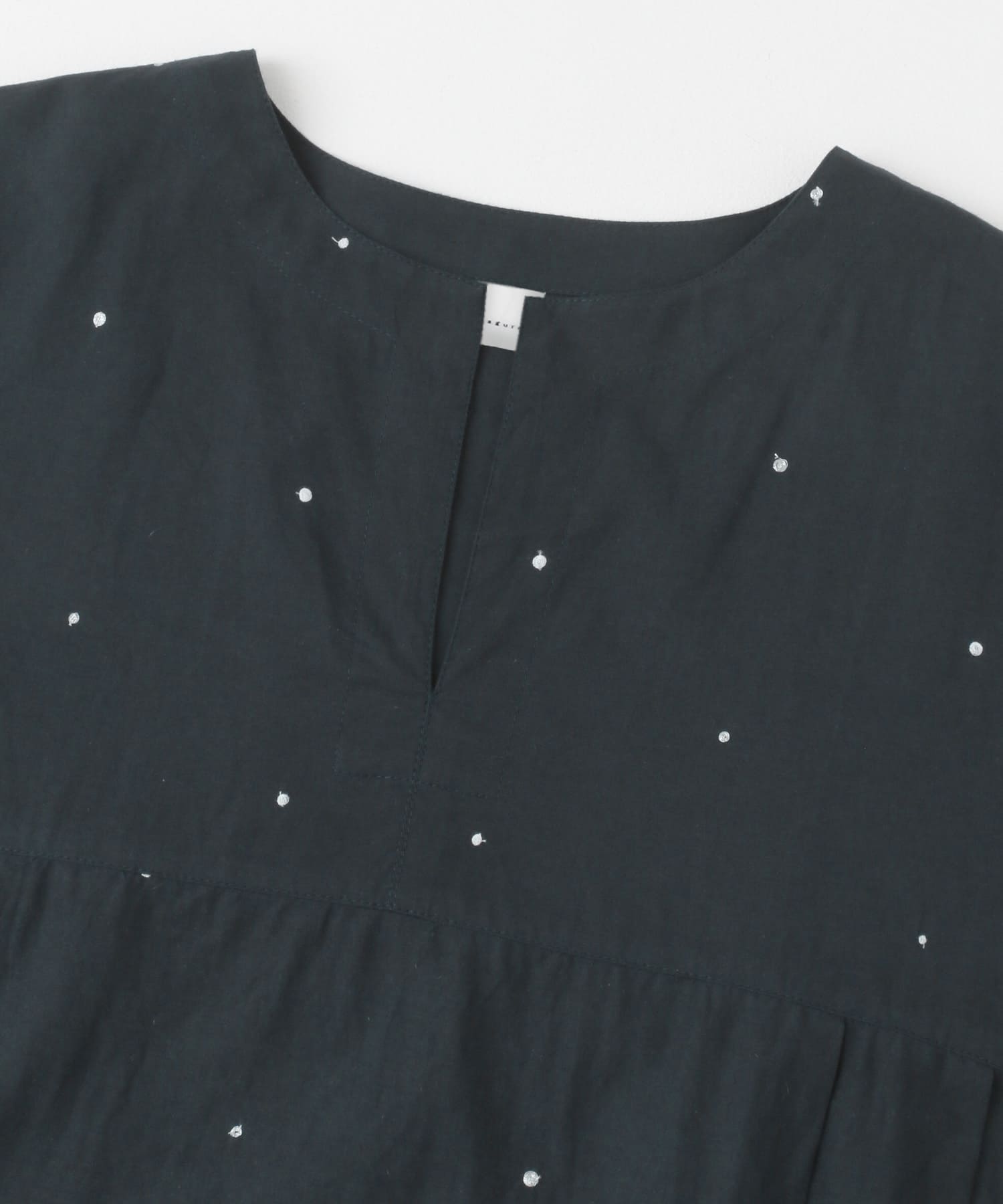 ドット刺しゅうワイドプルオーバー BLACK NAVY FREE