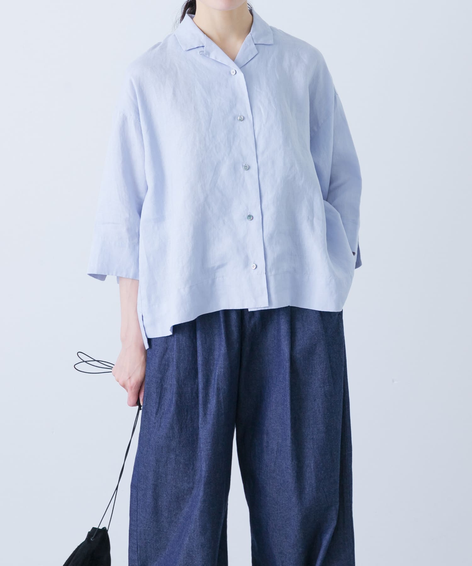 LIGHT BLUE