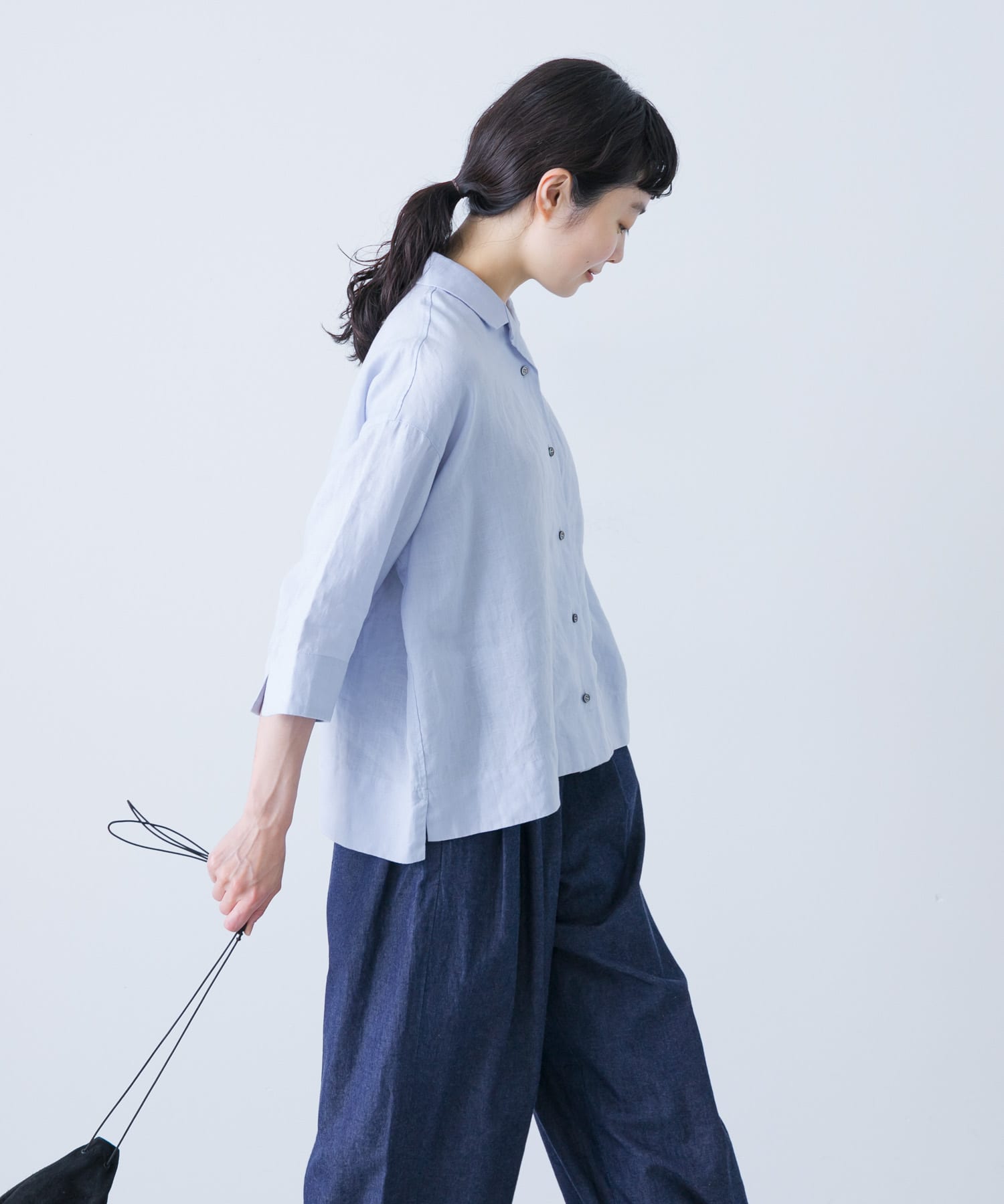 LIGHT BLUE