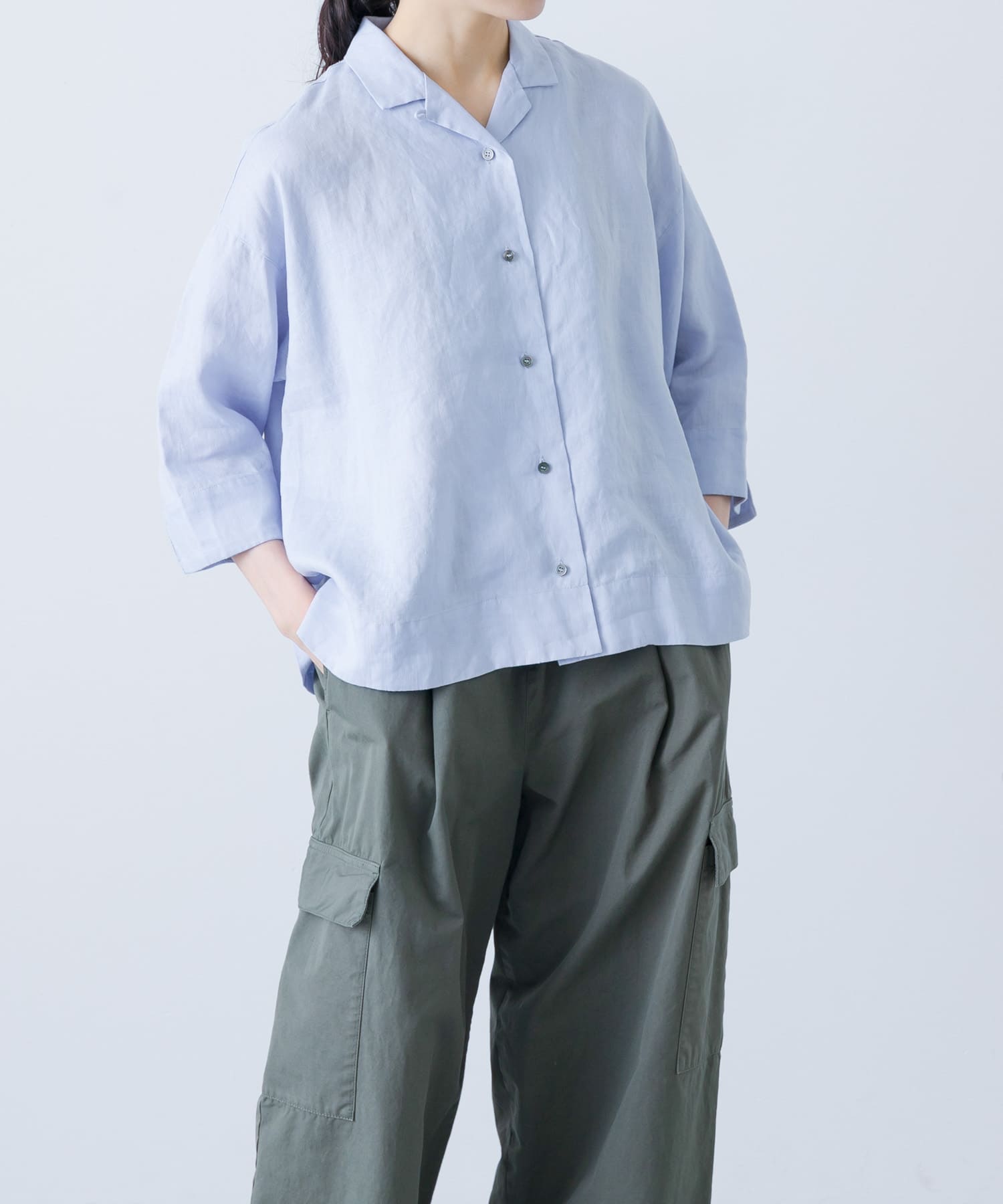 LIGHT BLUE