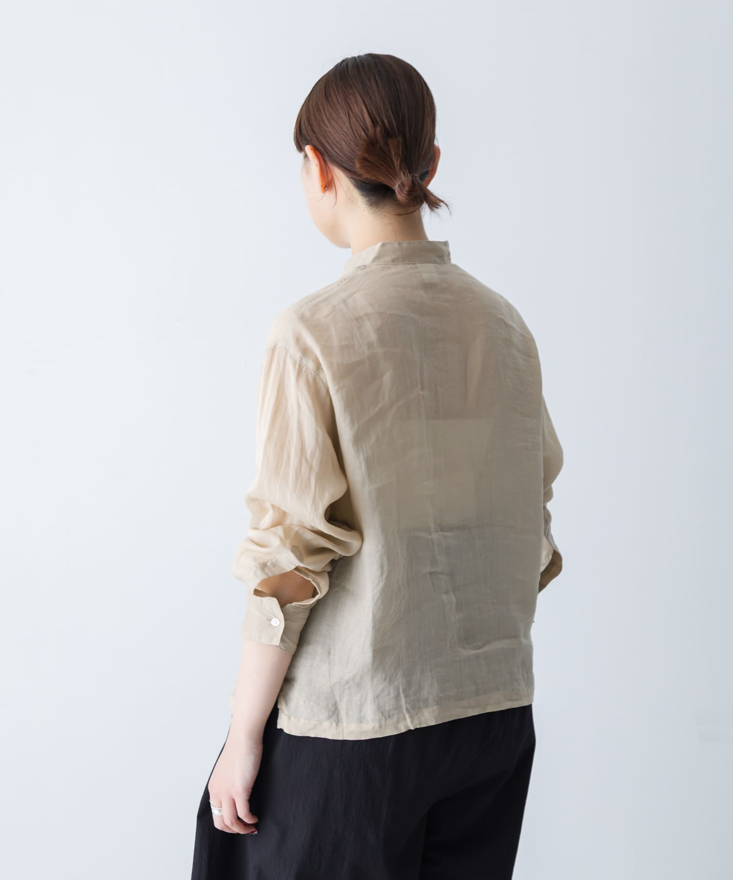 ラミースタンドカラーショートシャツ(FREE BEIGE): トップス｜URBAN