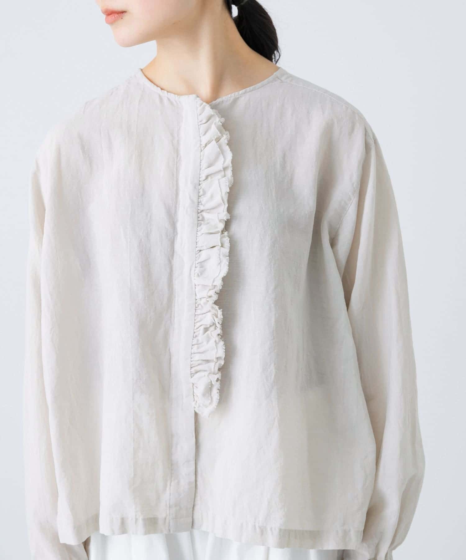 コットンリネンワッシャーフリルブラウス(FREE L.GRAY): トップス