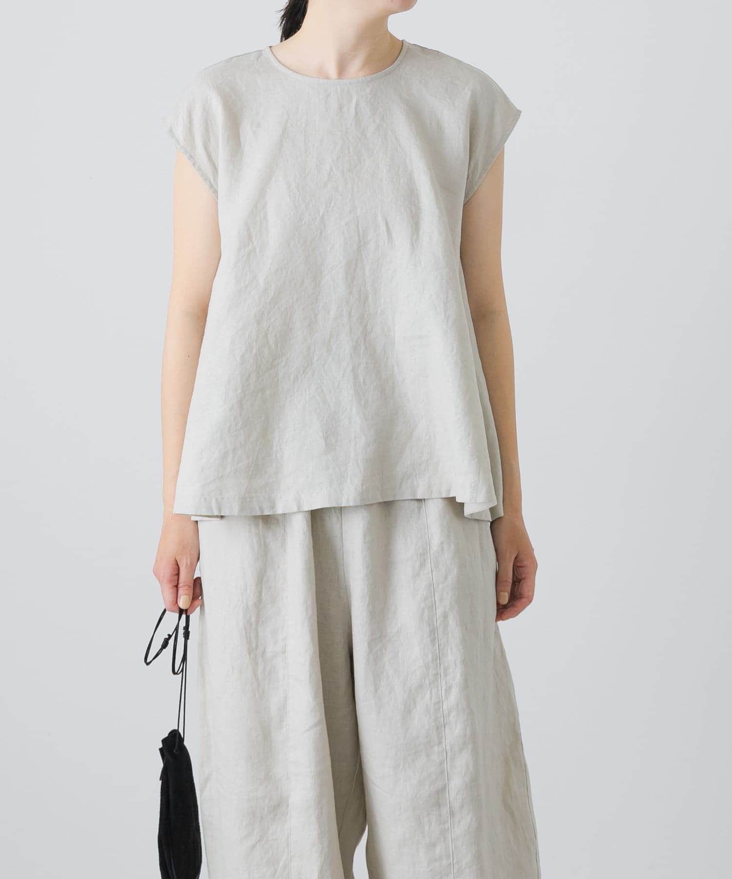 L.BEIGE