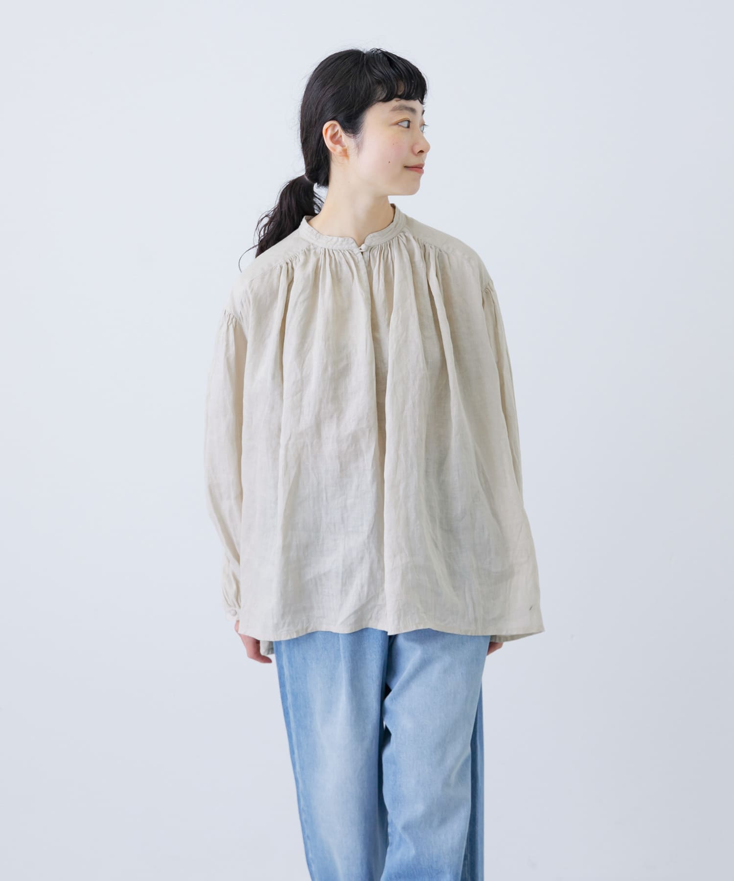 L.BEIGE