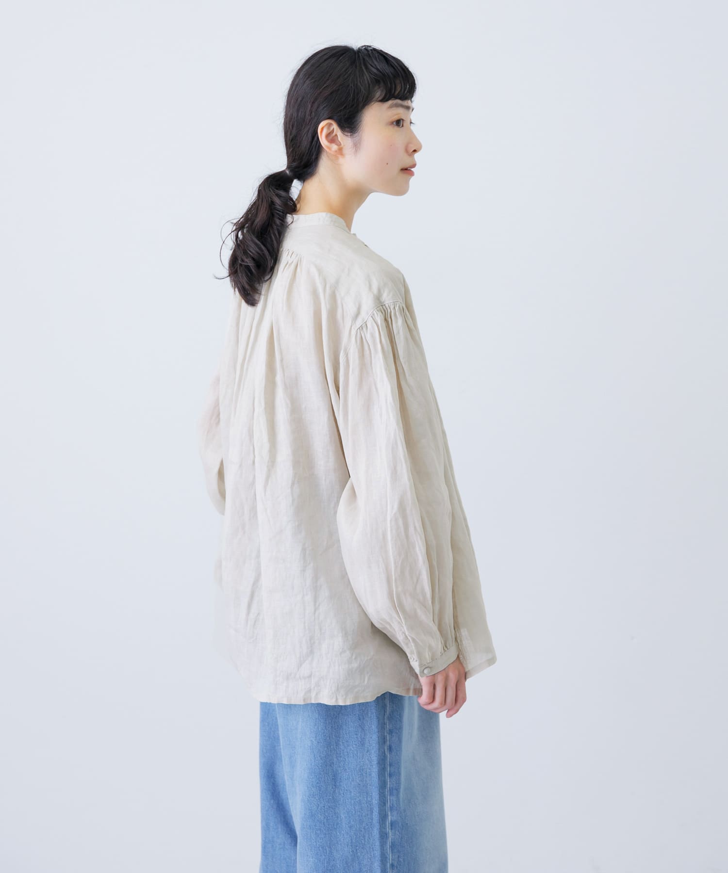 L.BEIGE