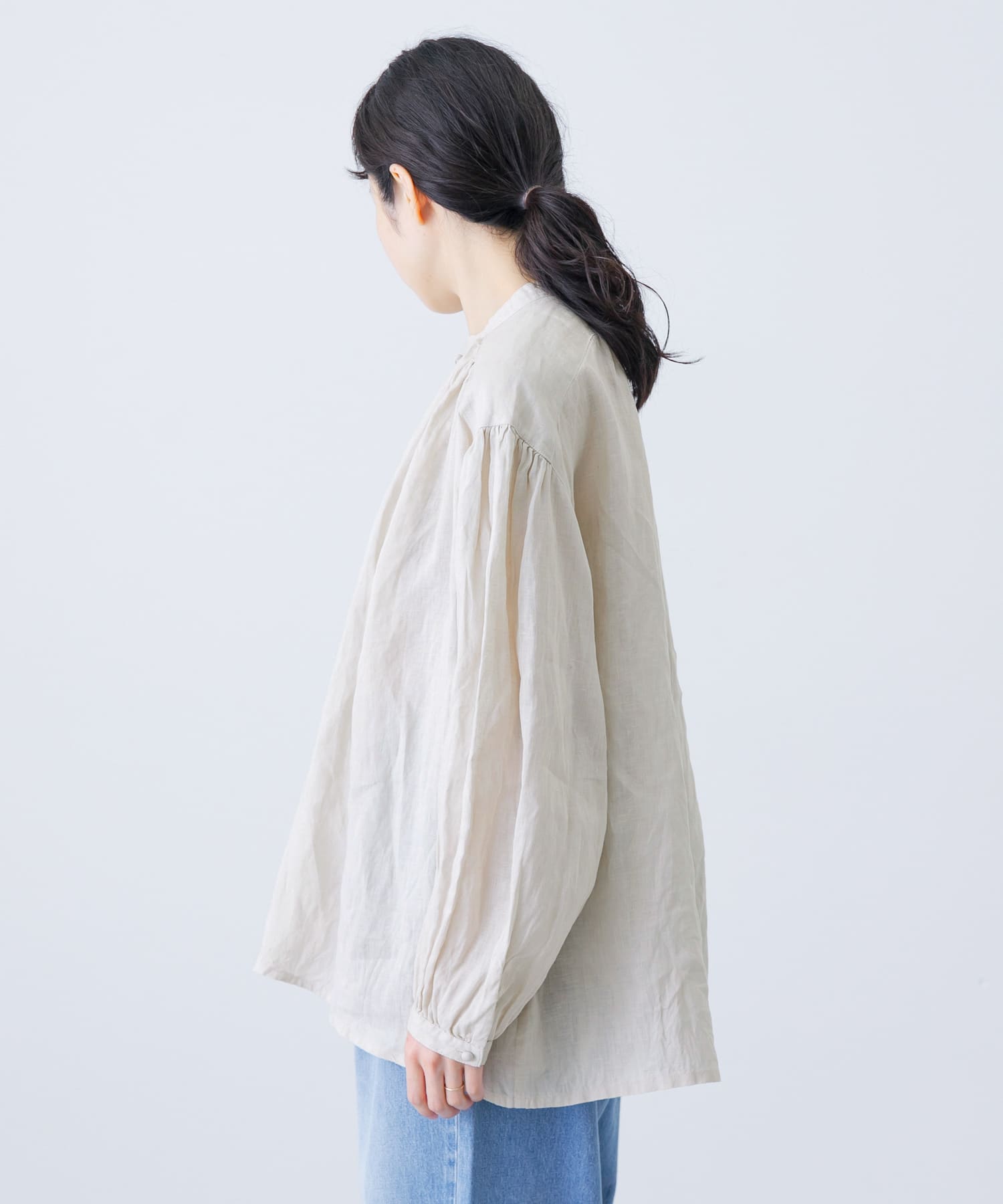 L.BEIGE