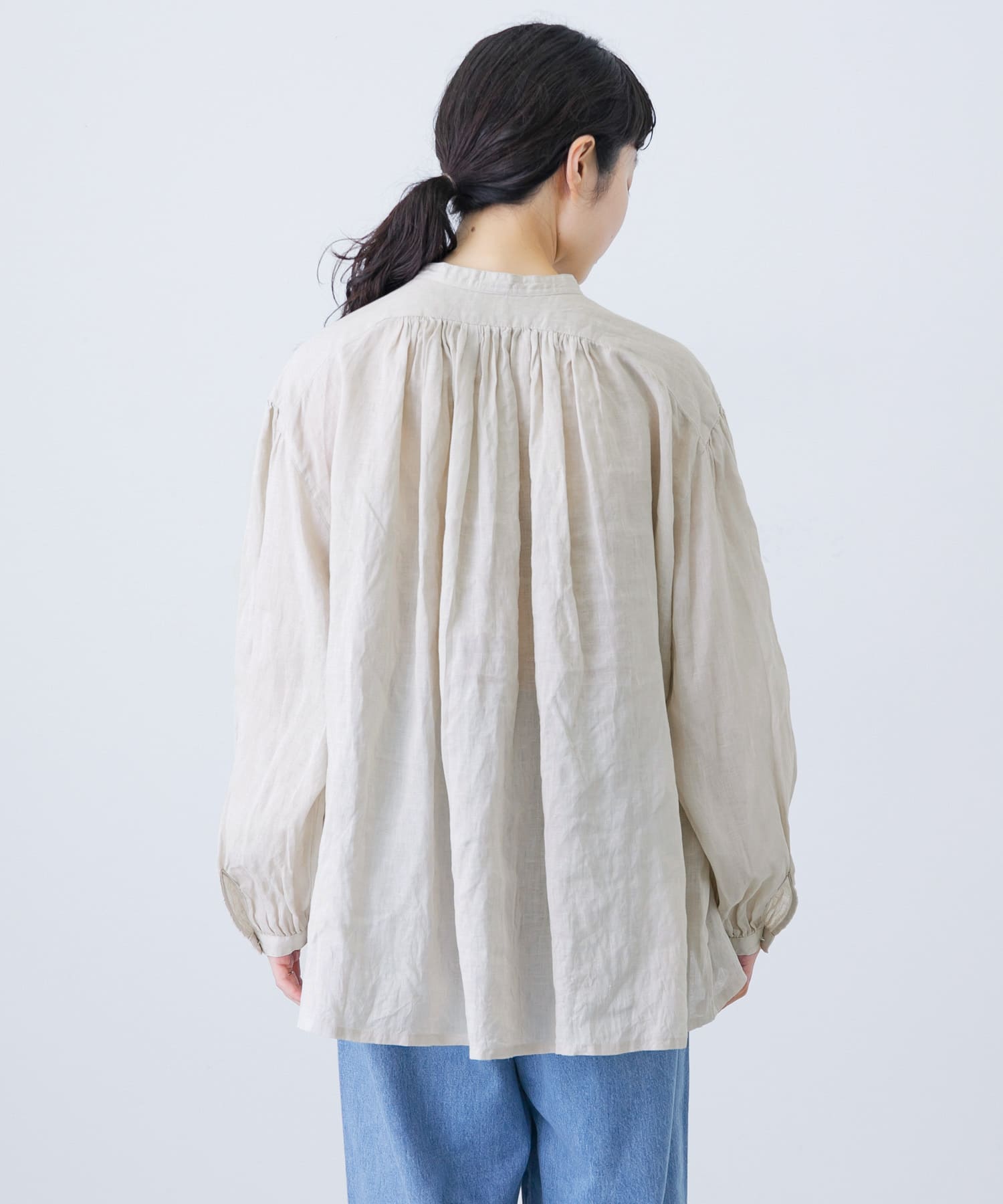 L.BEIGE