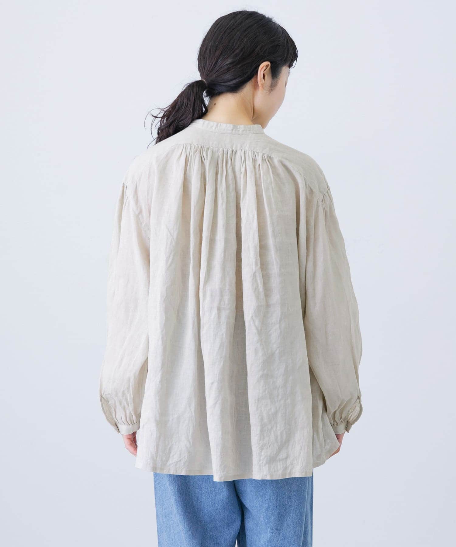 L.BEIGE