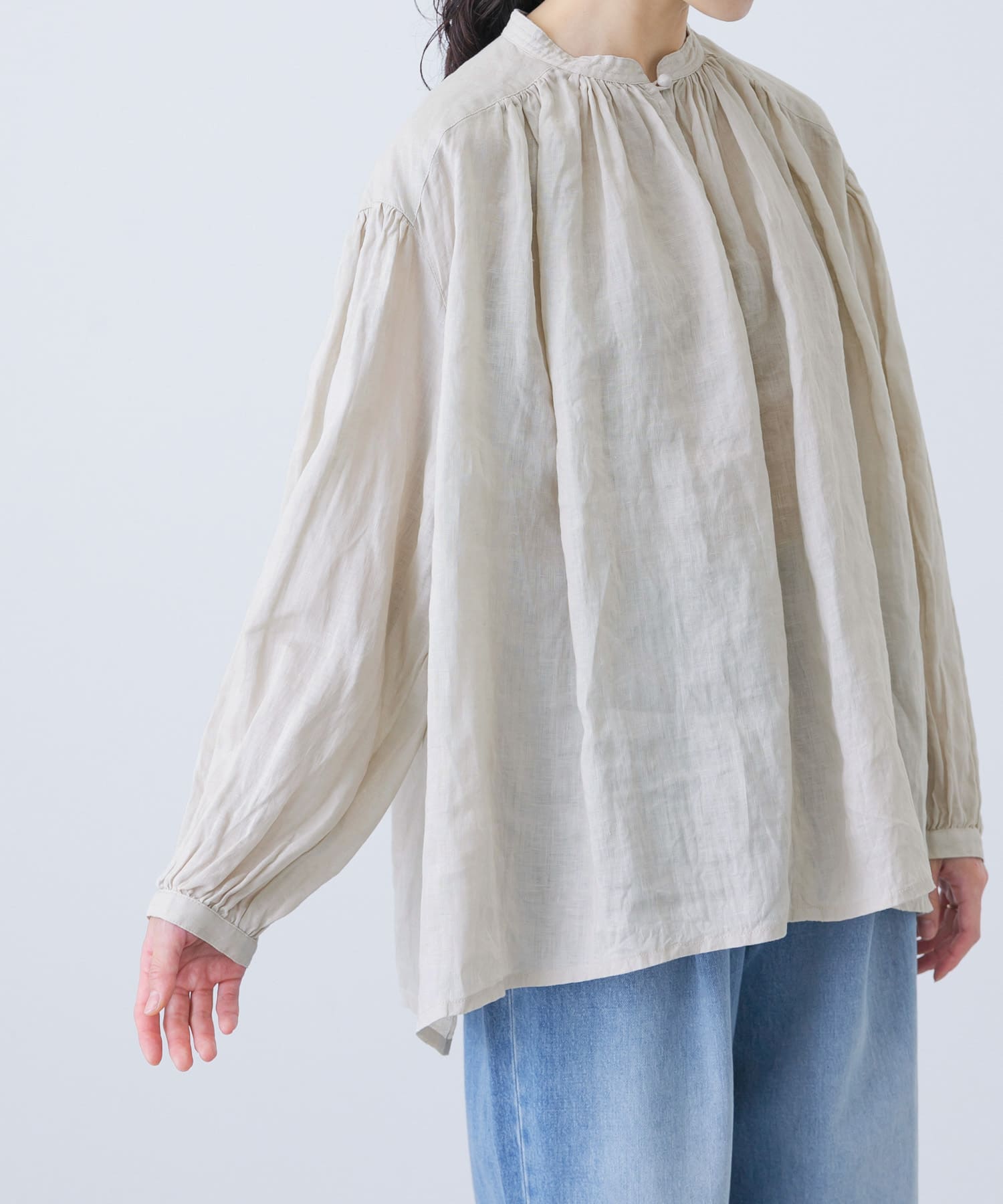 L.BEIGE