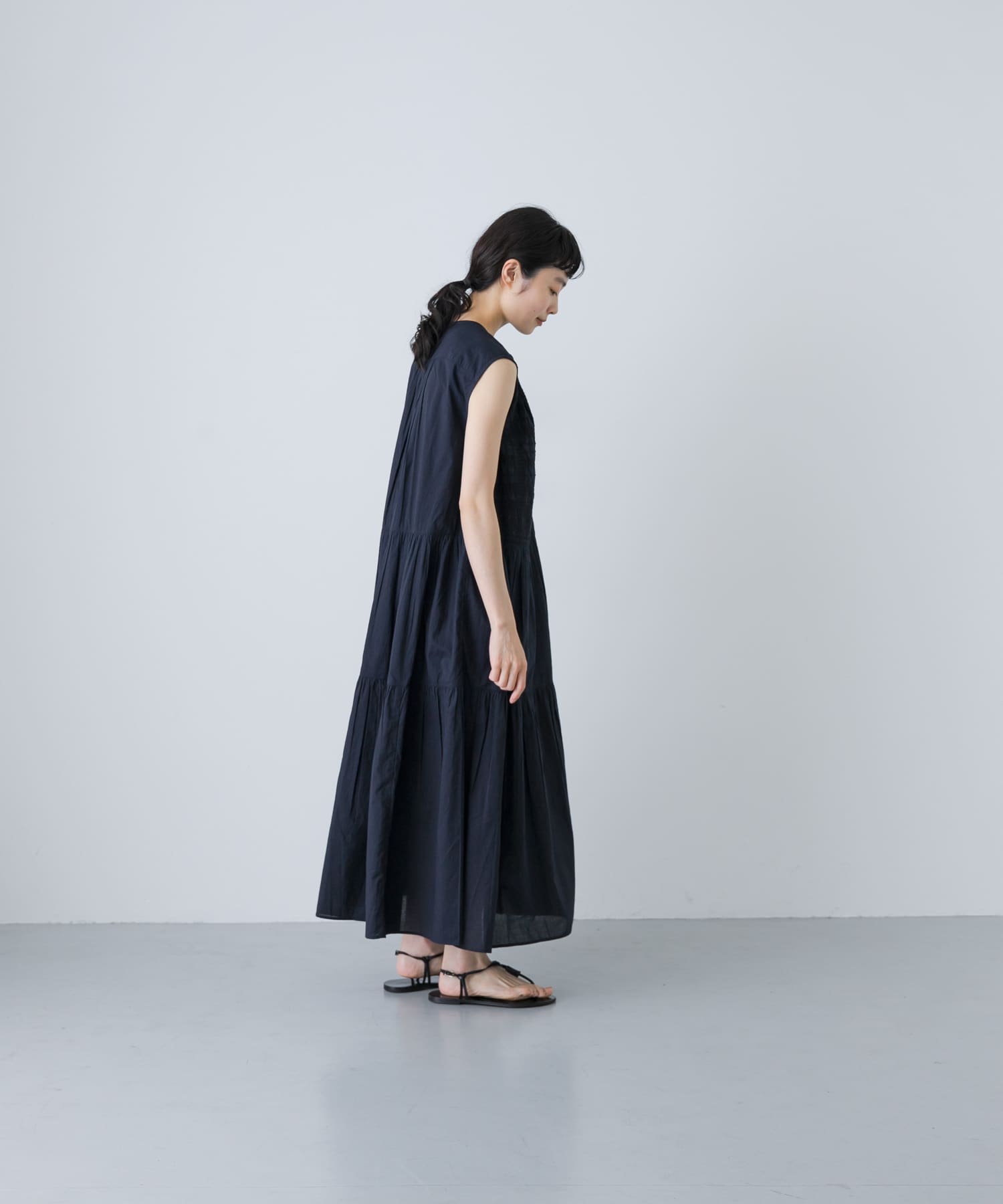 2サイズ展開』フロント刺繍ノースリーブワンピース(0 NAVY