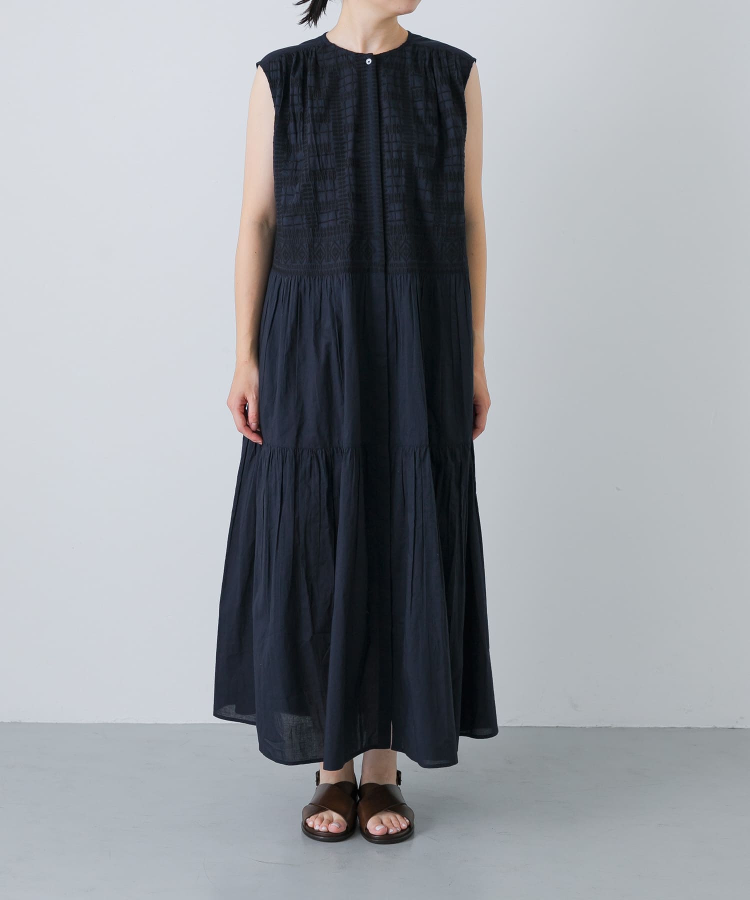 PGG ノースリーブワンピース サイズ1 2サイズ展開』フロント刺繍ノースリーブワンピース(0 NAVY