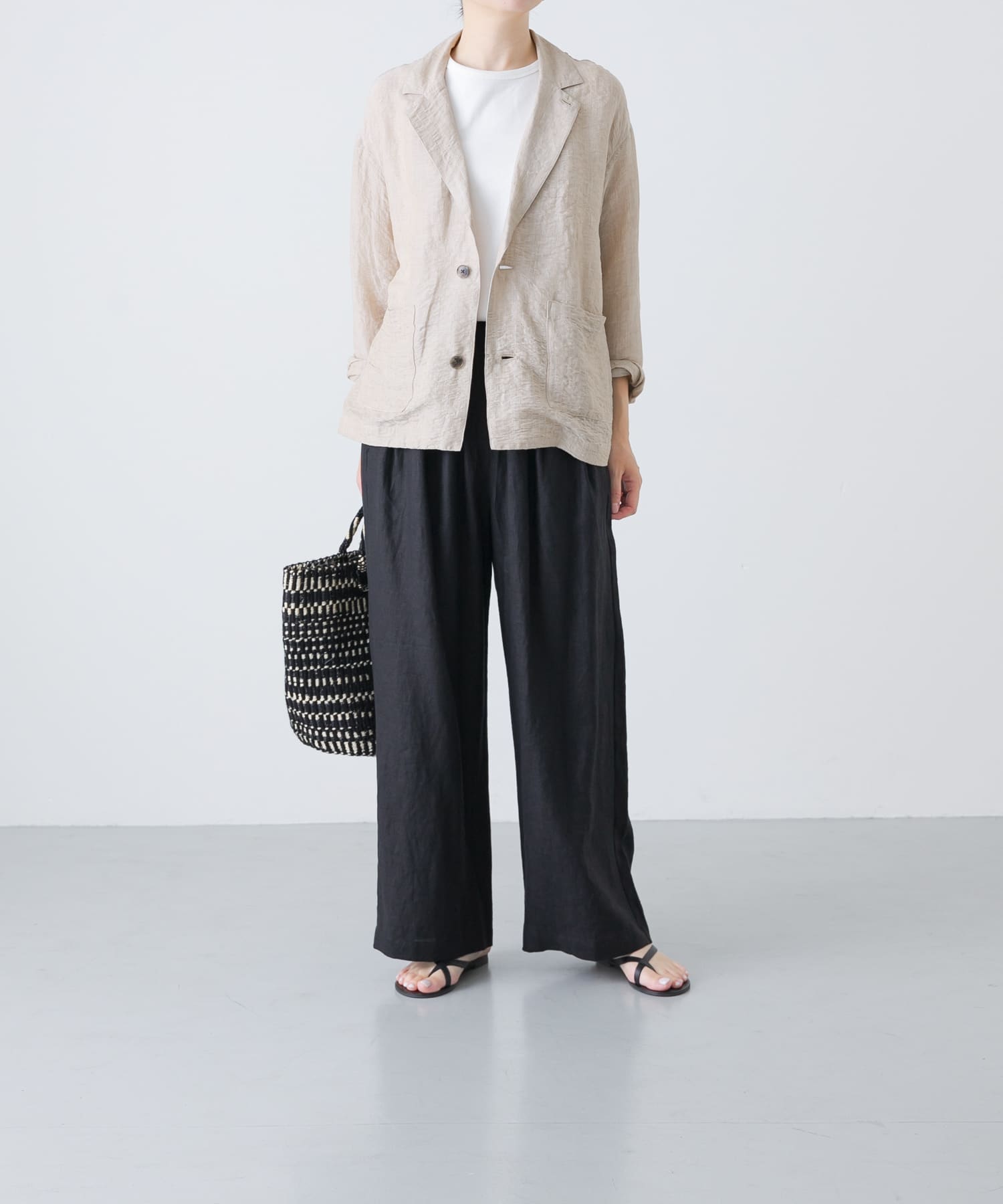 【新品・タグ付き】かぐれ　リネンレーヨンテントコート　NATURAL かぐれ（カグレ）の「リネンレーヨンテントコート（その他