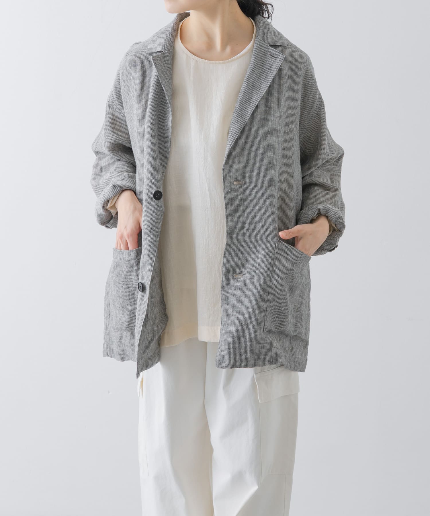 GRAY