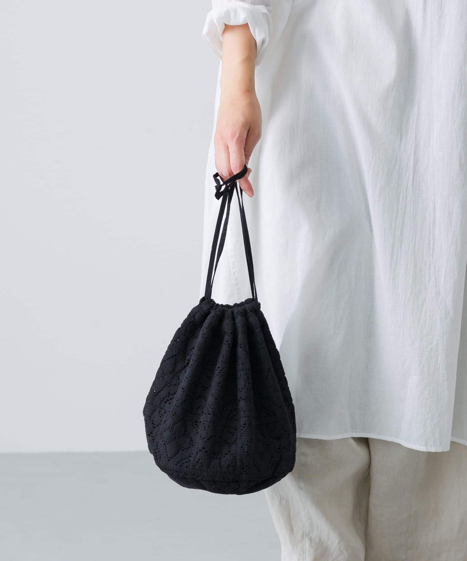 コットンレース巾着バッグ BLACK FREE