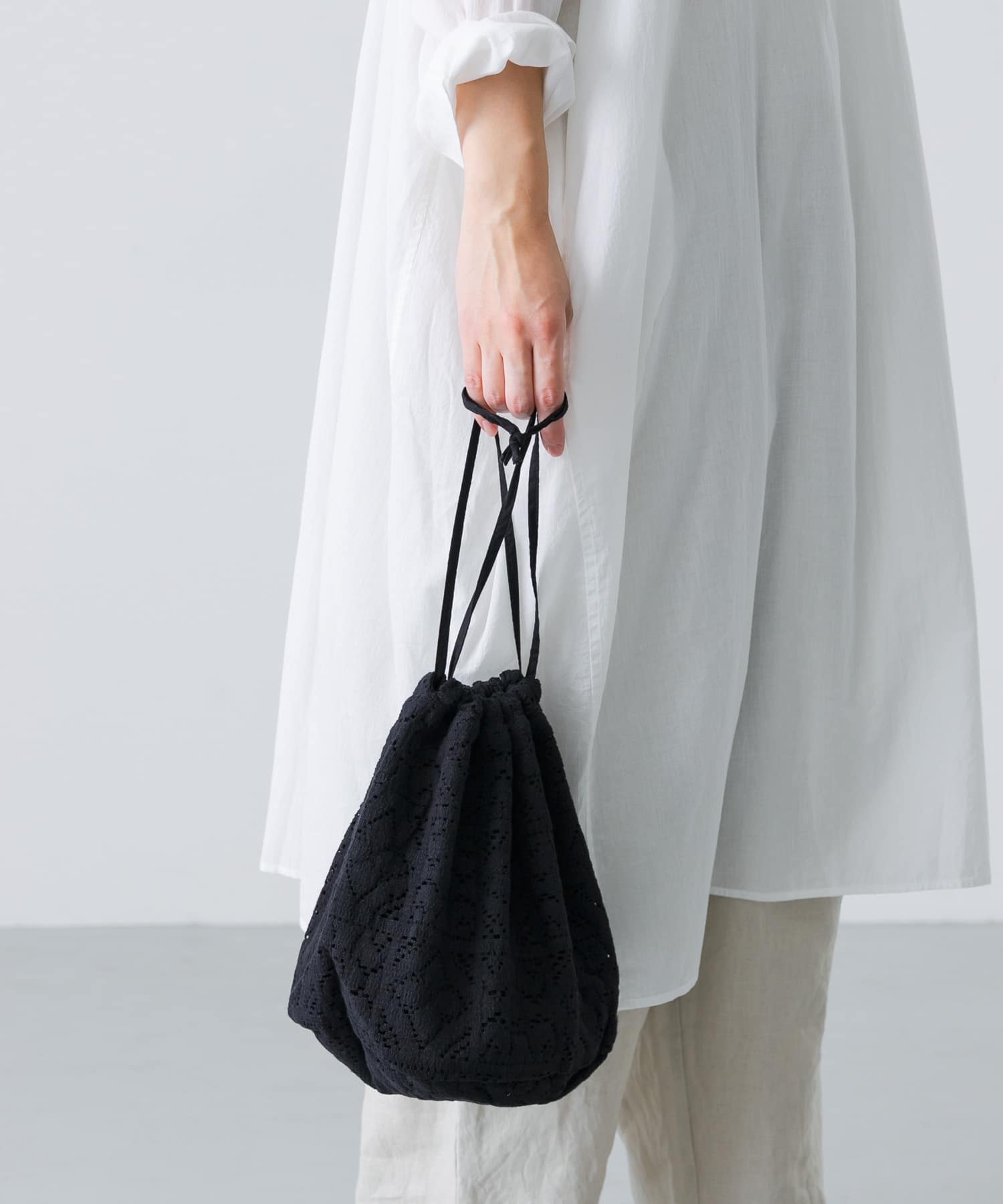 コットンレース巾着バッグ BLACK FREE