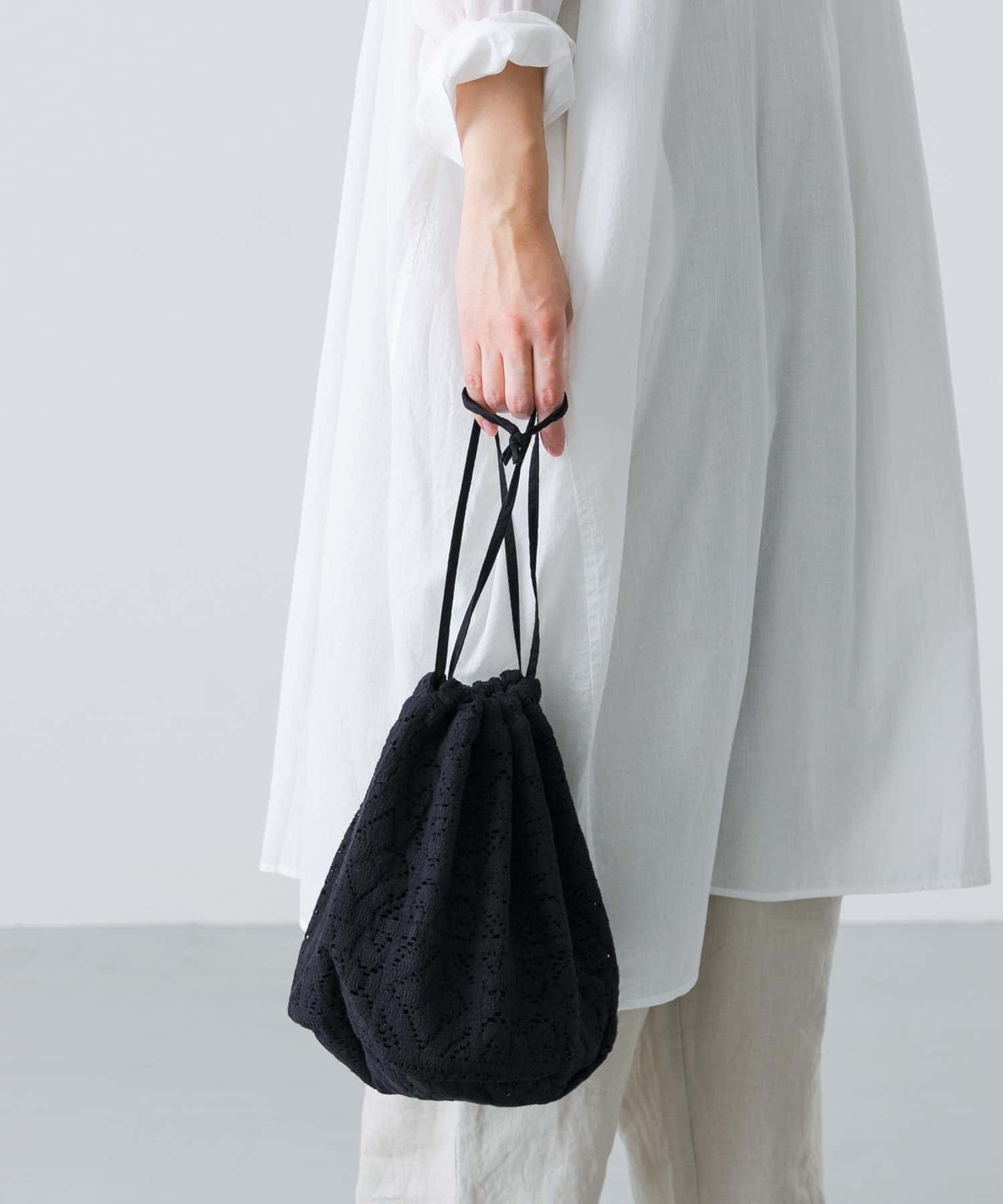 コットンレース巾着バッグ BLACK FREE