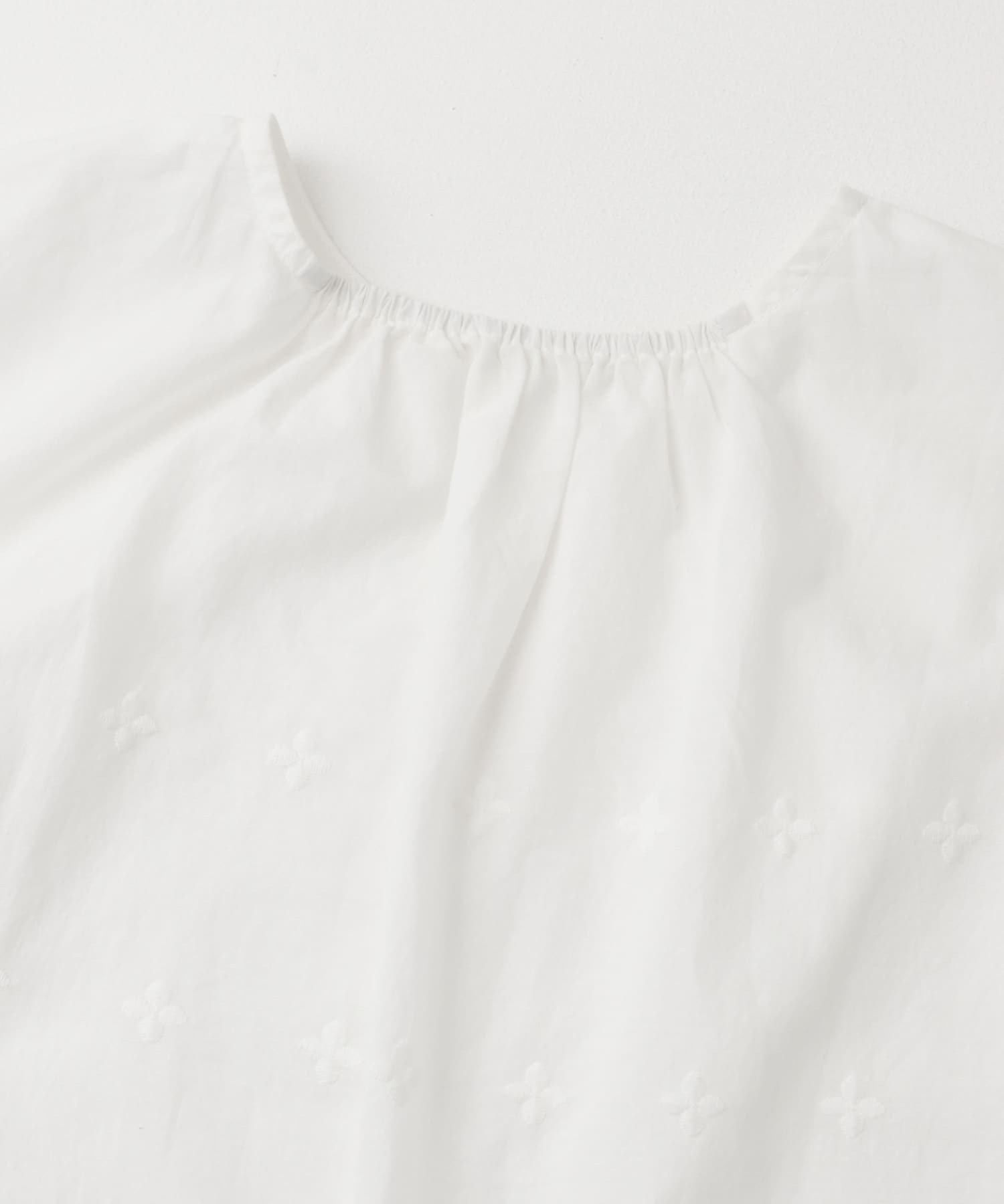 刺繍ノースリーブプルオーバー(FREE BLACK): トップス｜URBAN