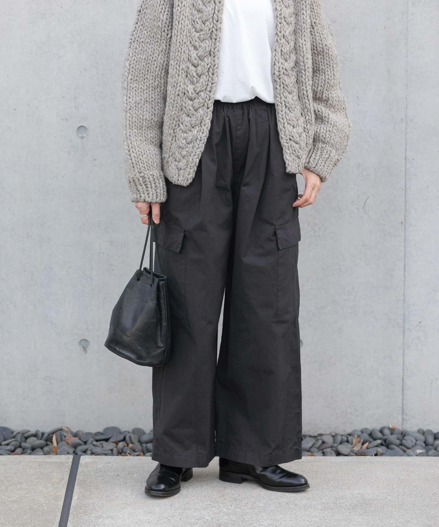 ユーティリティーイージーパンツ