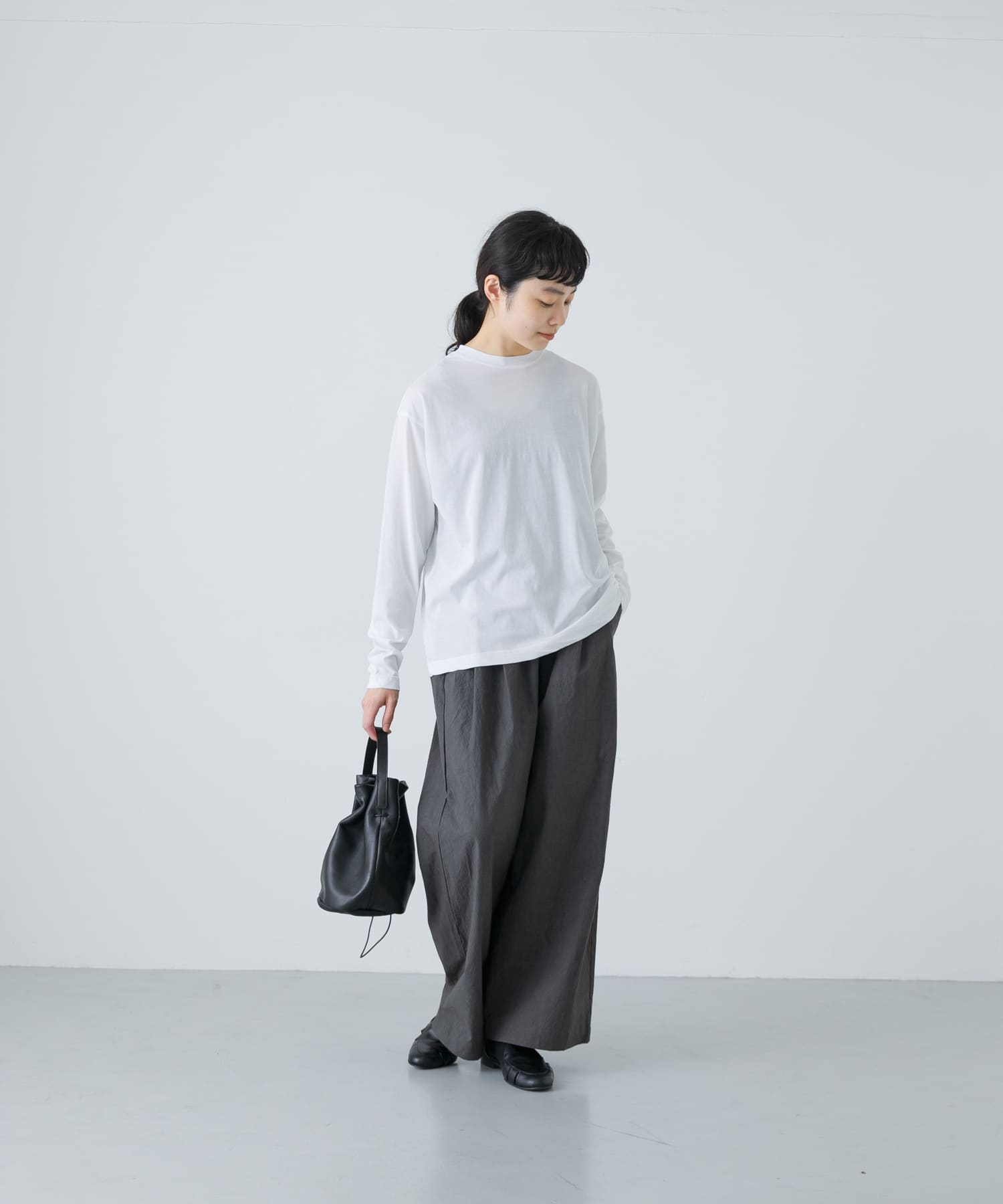 コットン2タックイージーパンツ(FREE KHAKI): ボトム｜URBAN RESEARCH