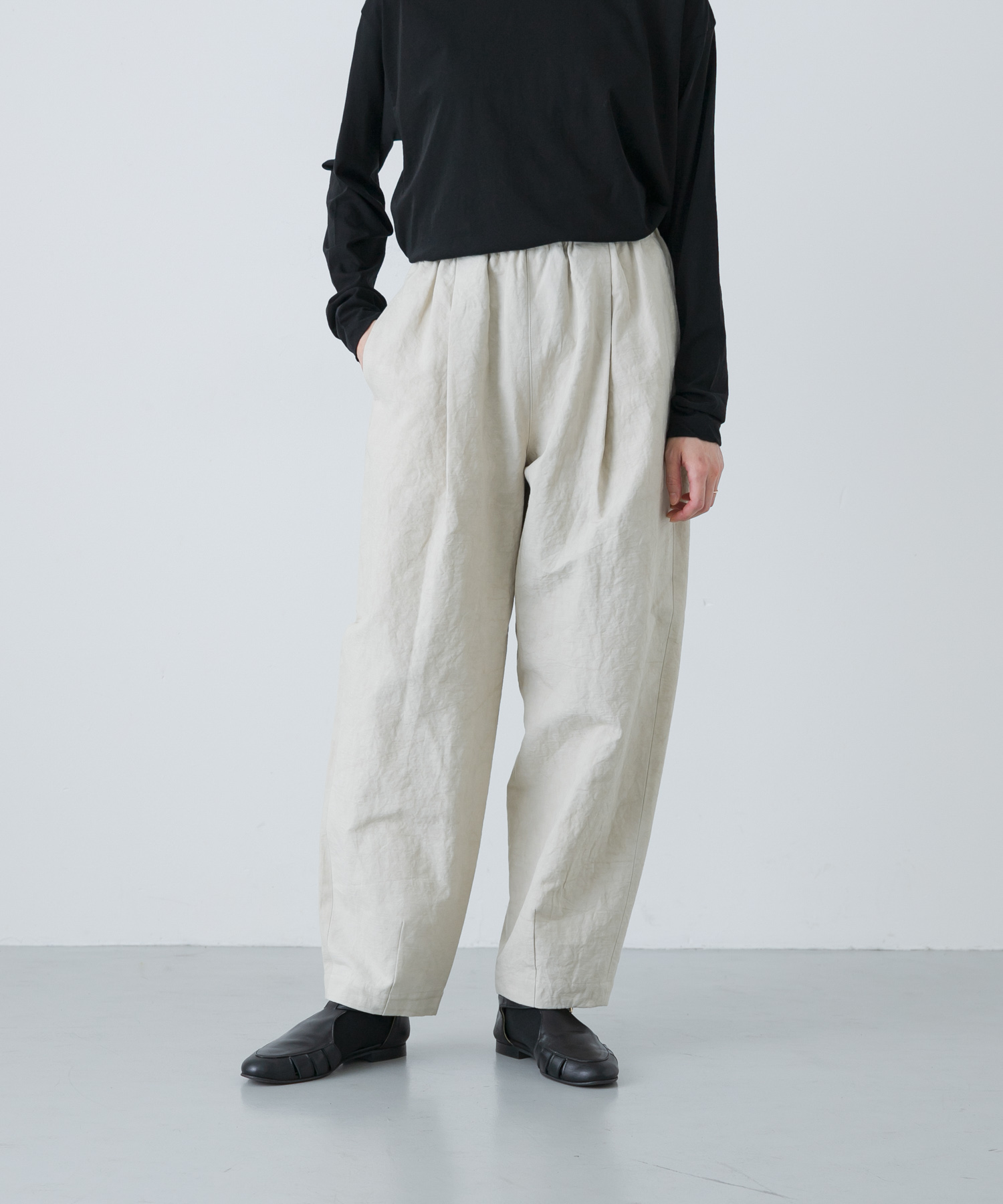 L/BEIGE