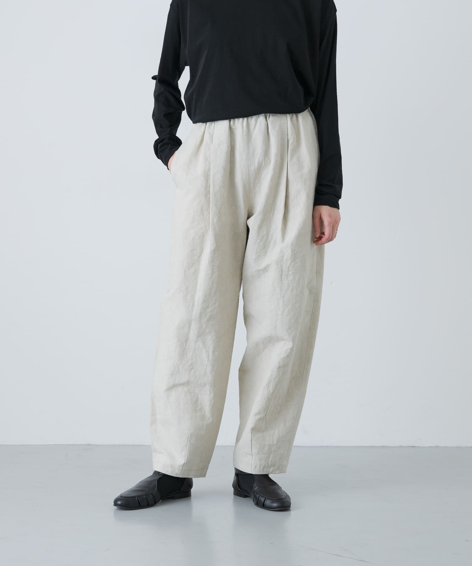 L/BEIGE
