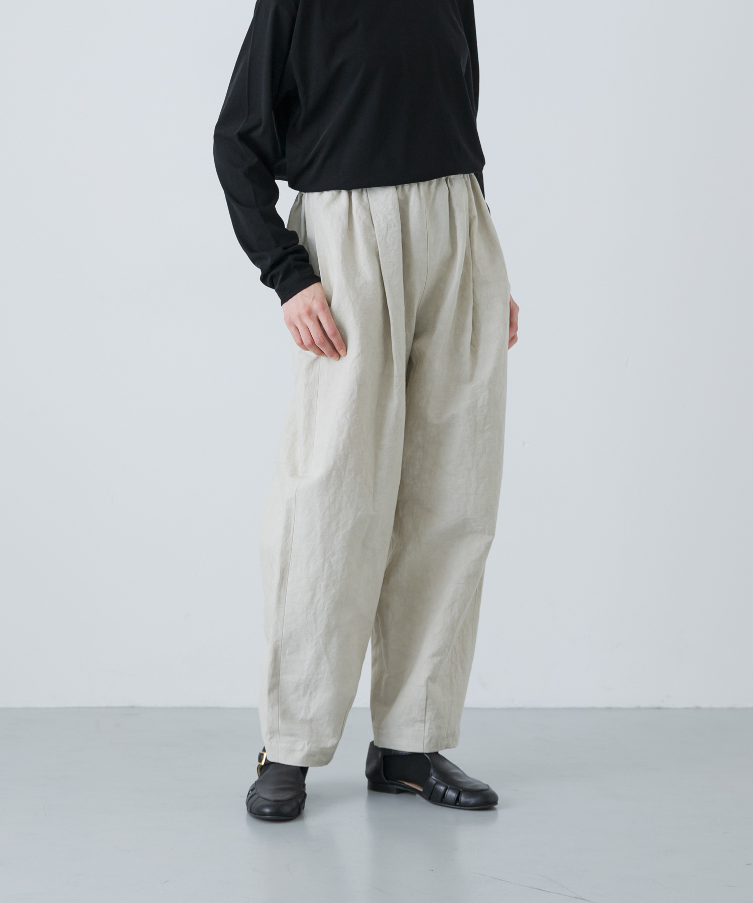 L/BEIGE