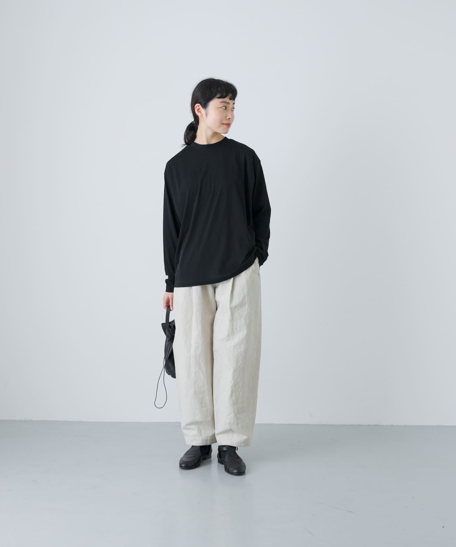 L/BEIGE