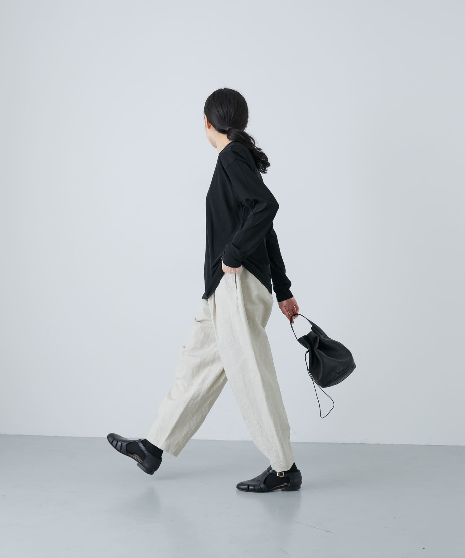 L/BEIGE