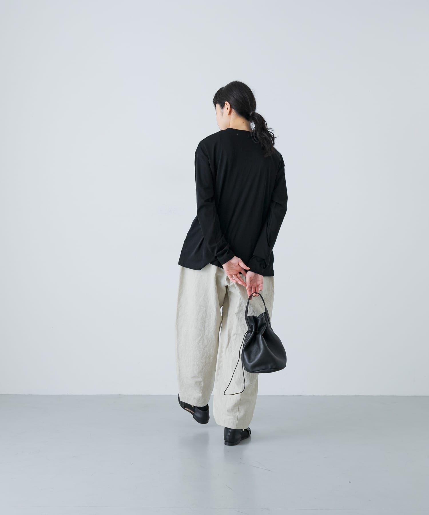 L/BEIGE