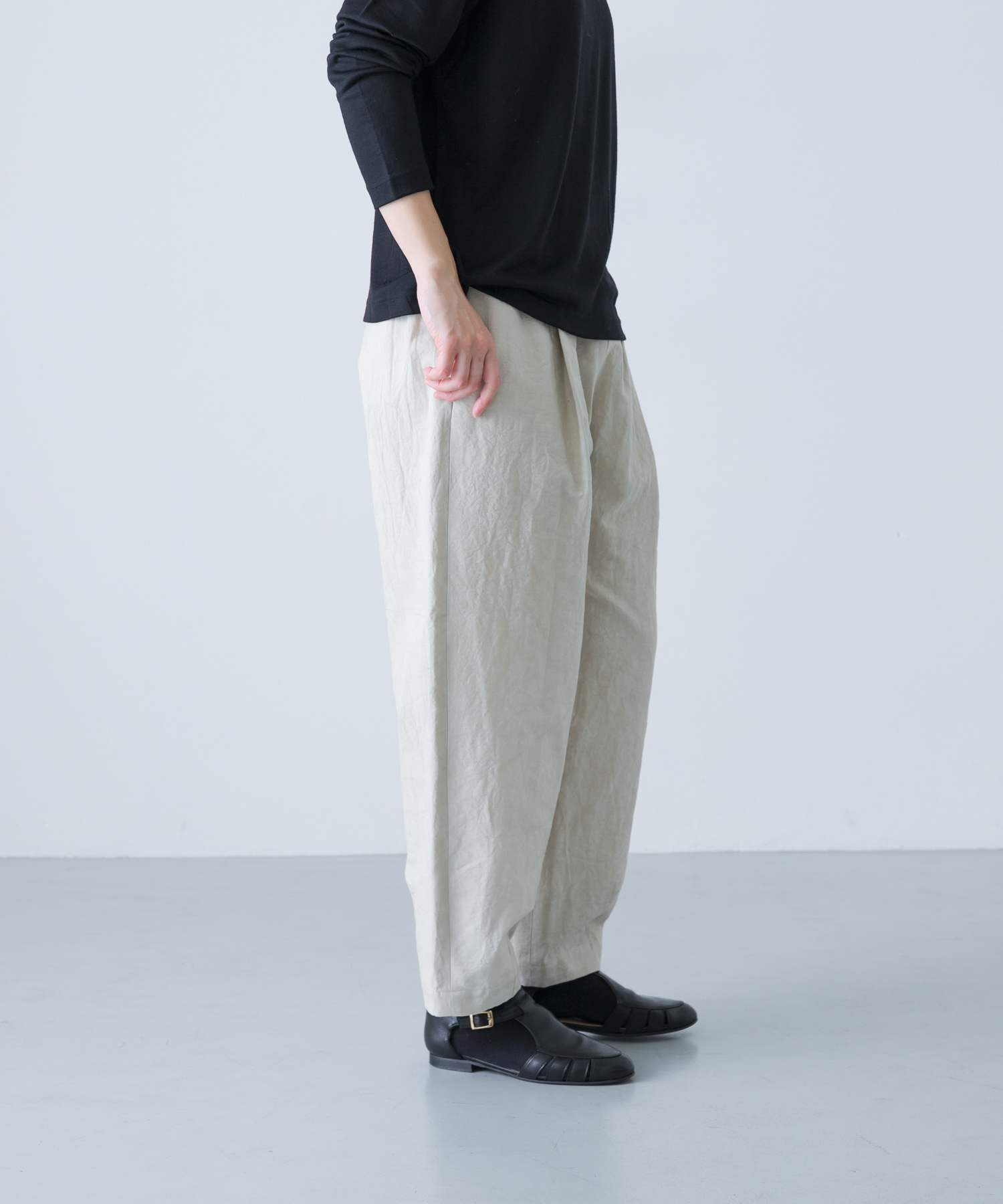 L/BEIGE