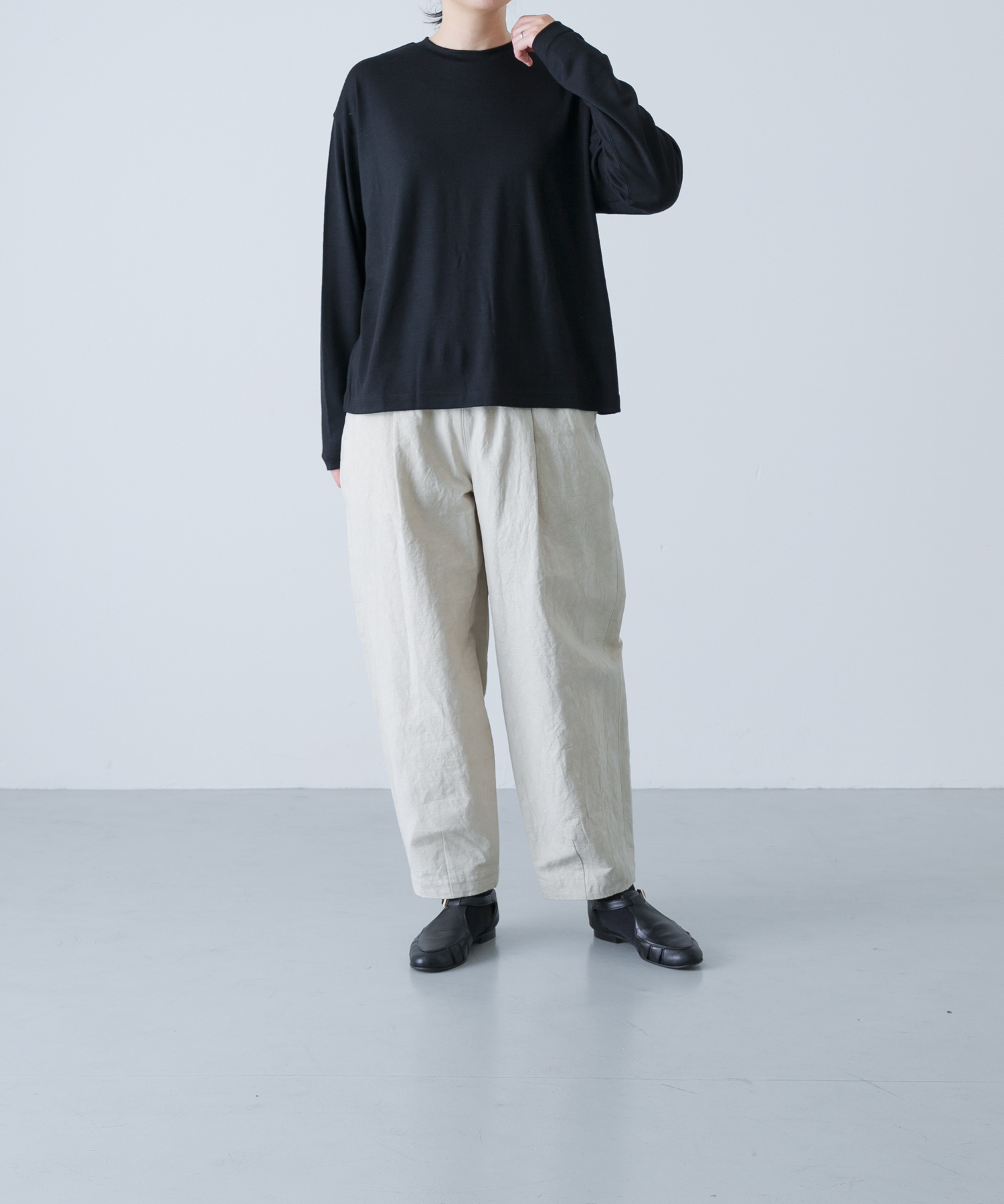 L/BEIGE
