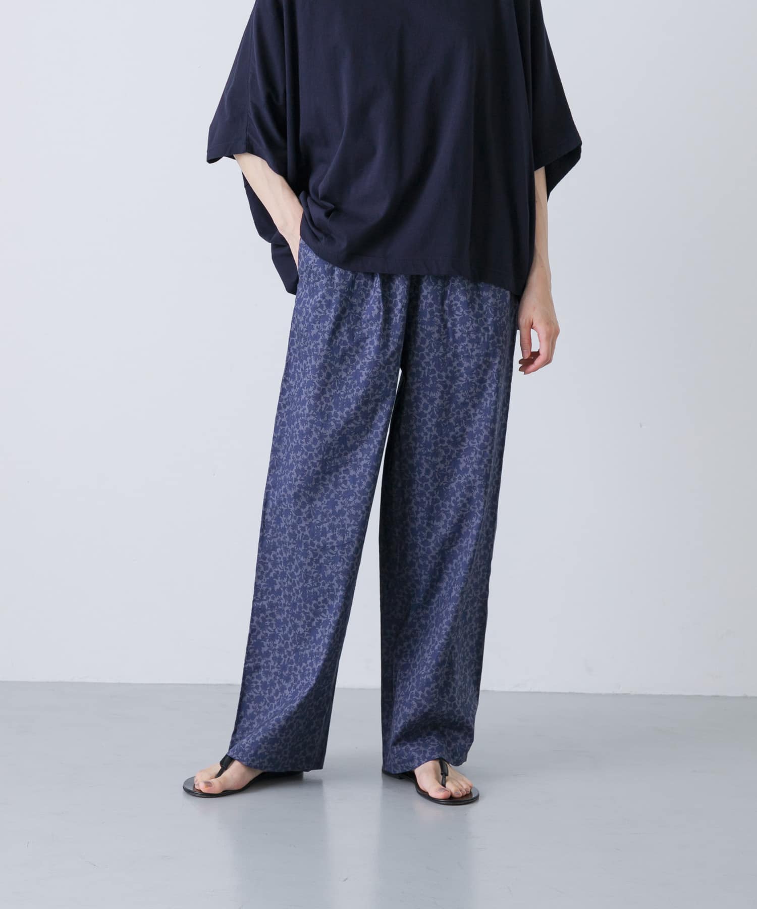 コットン小花柄イージーパンツ