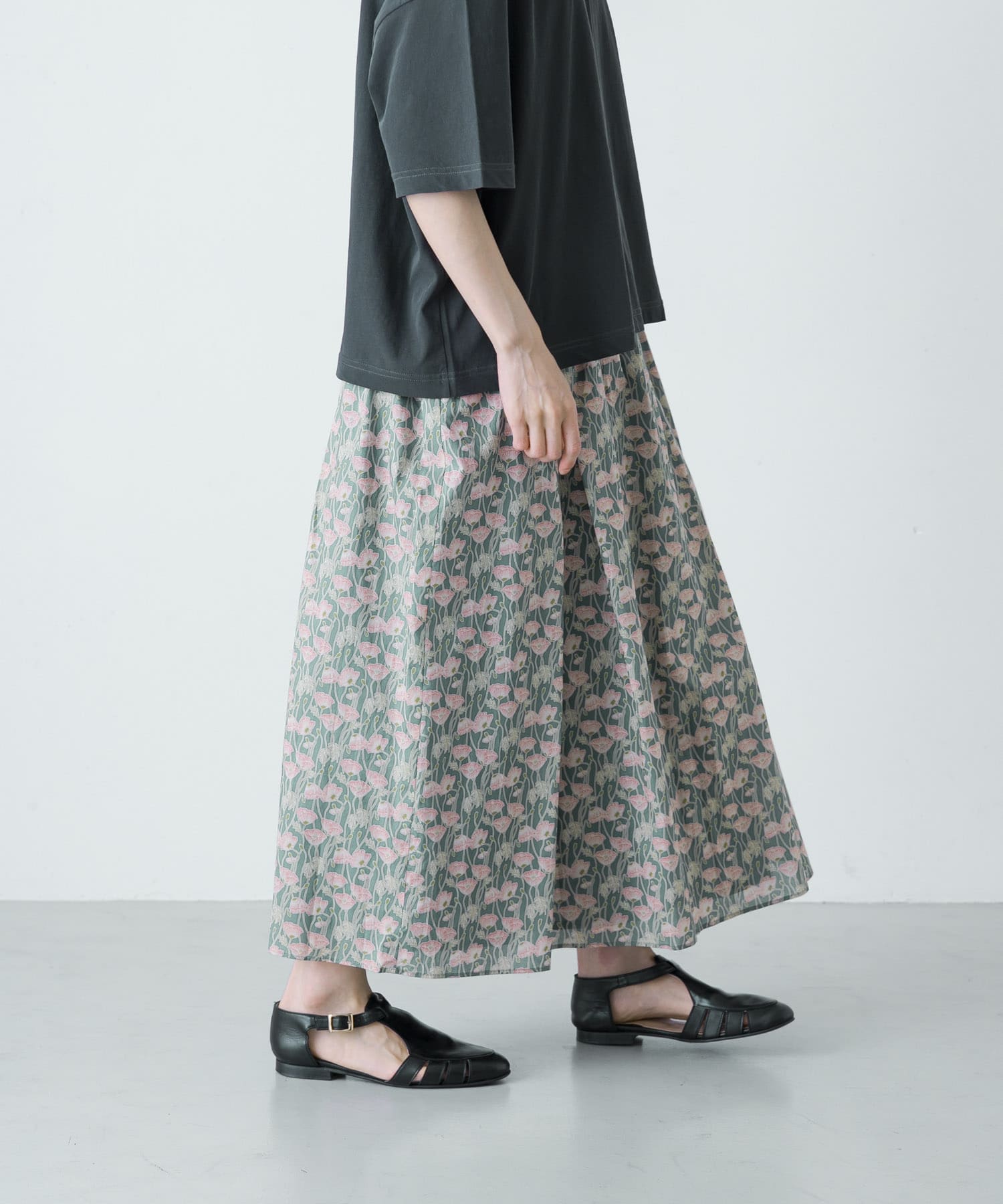 身長：162cm サイズ：FREE