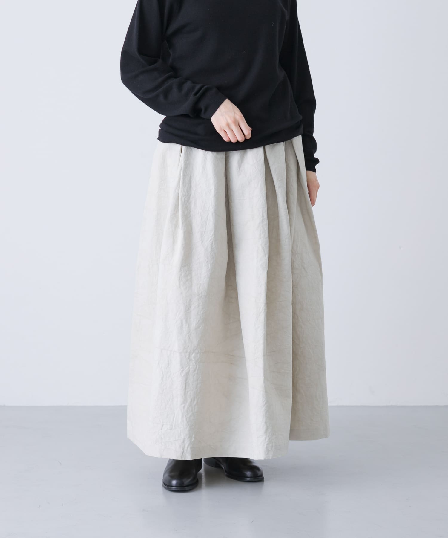L/BEIGE