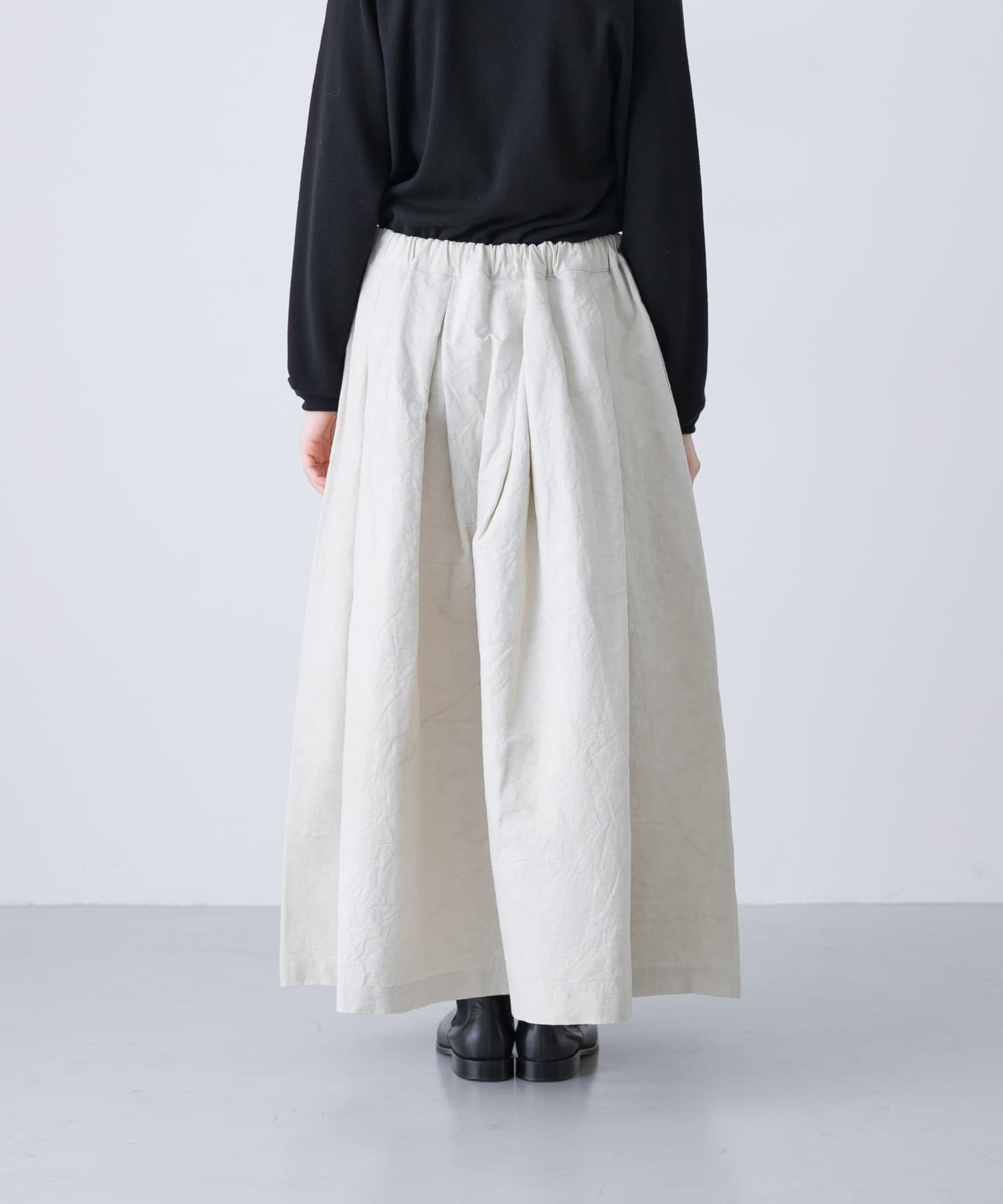L/BEIGE