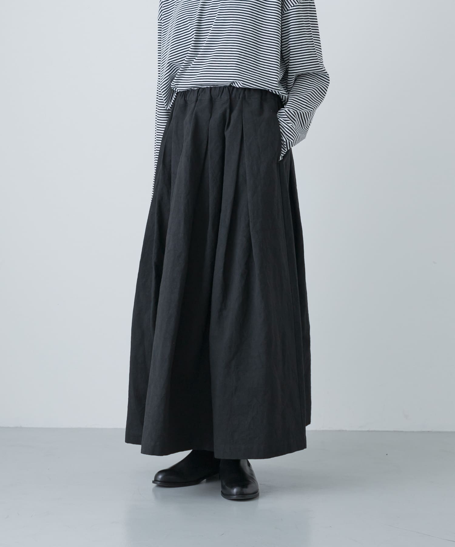 Tuck skirt