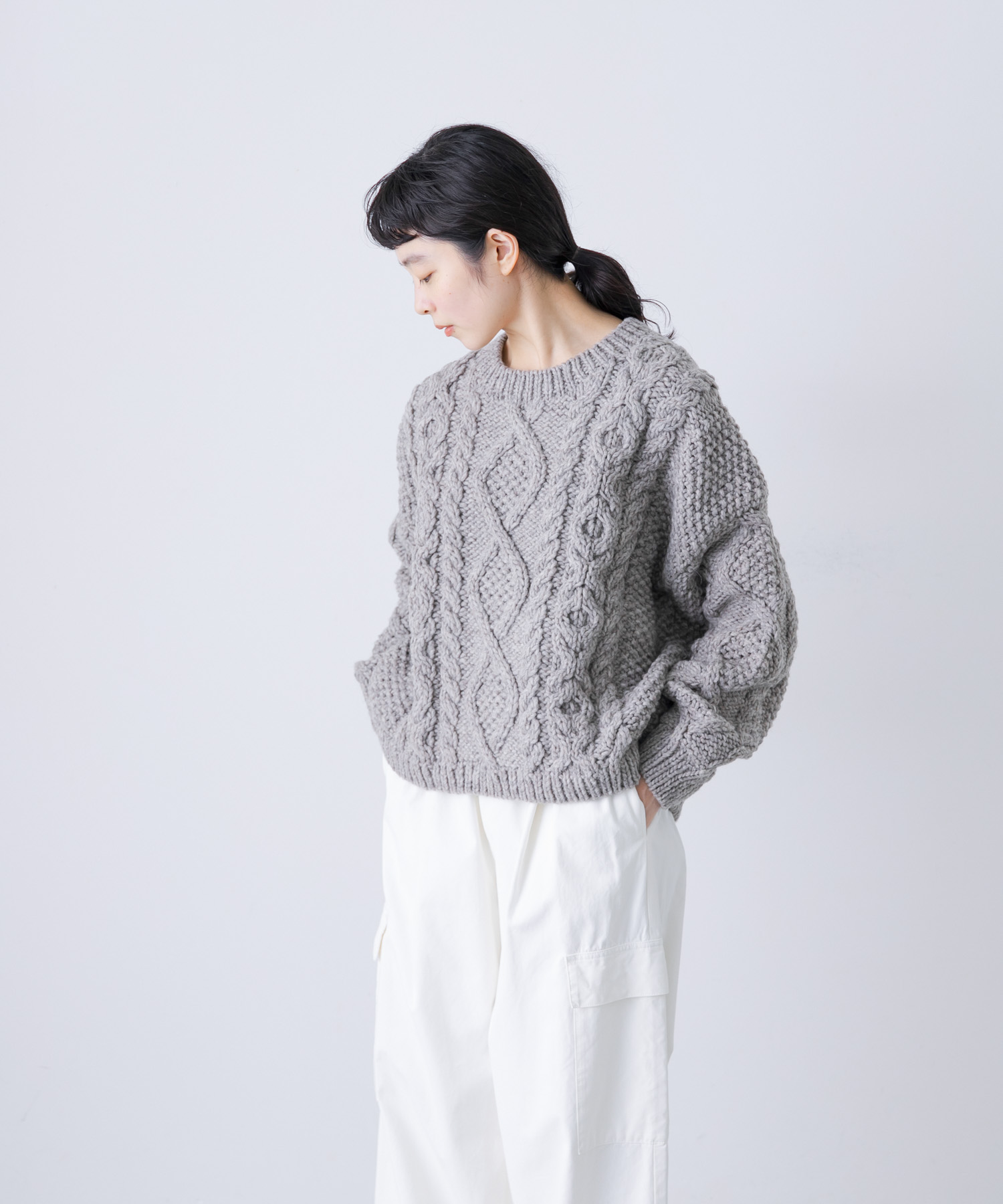 GRAY