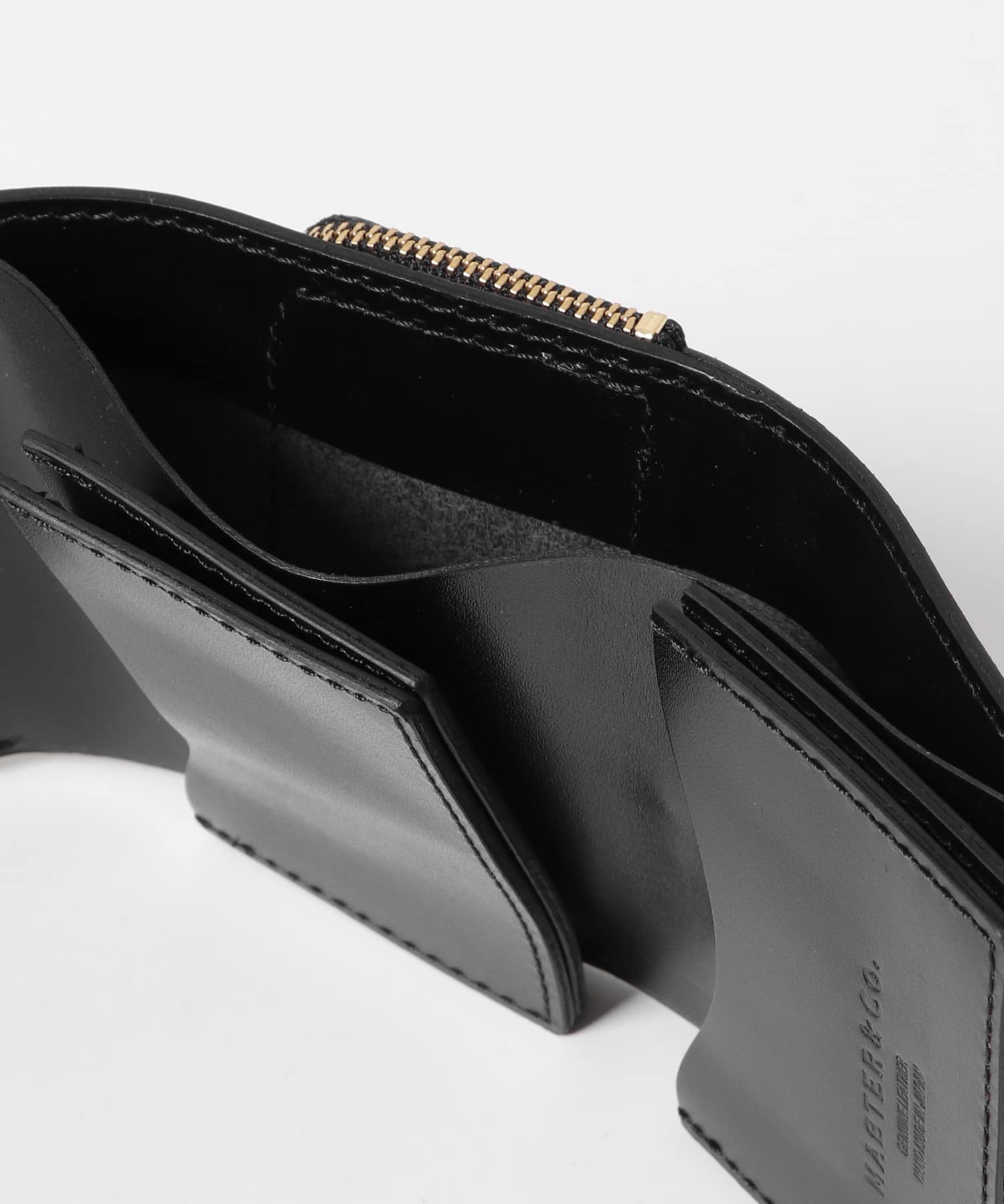 MASTER&Co.　SADDLE PULL UP MINI PURSE BLACK FREE