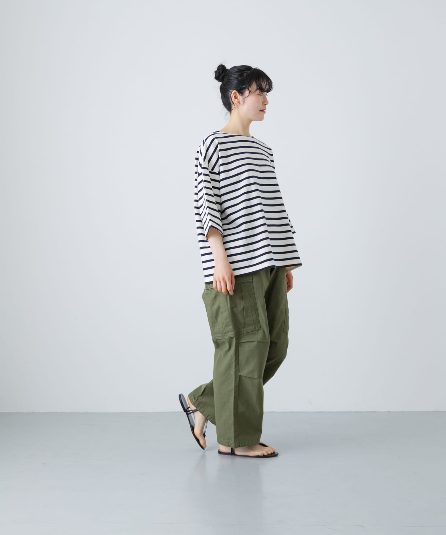 身長：163cm サイズ：26