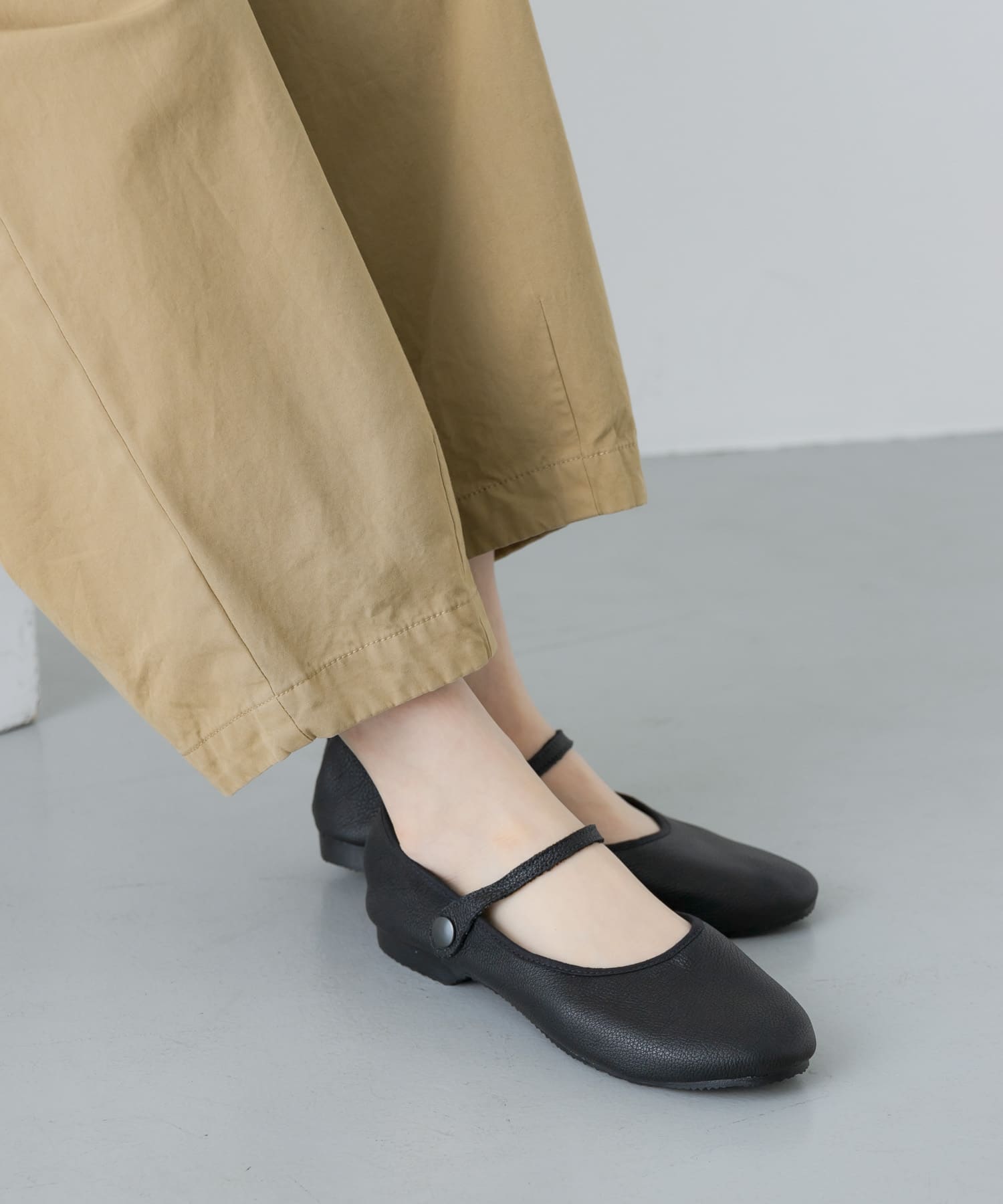 CROWN　STRAP COURT JAZZ BLACK 4